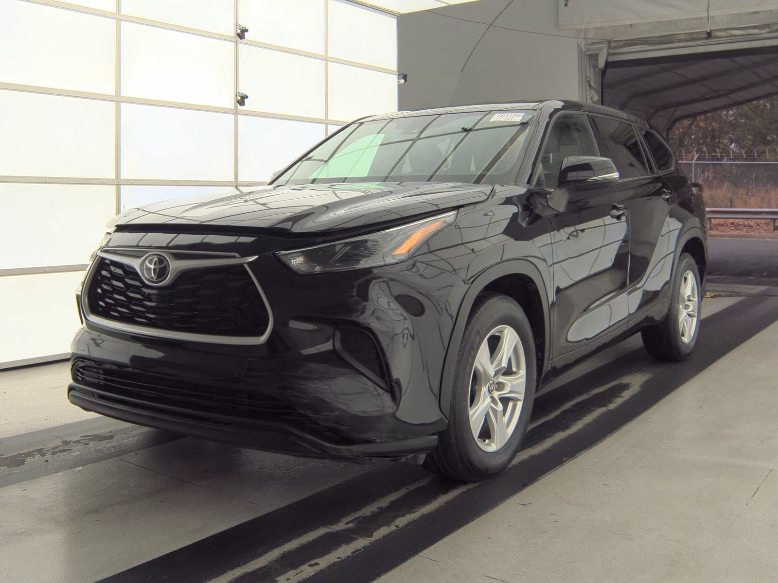 2022 Toyota Highlander L FWD