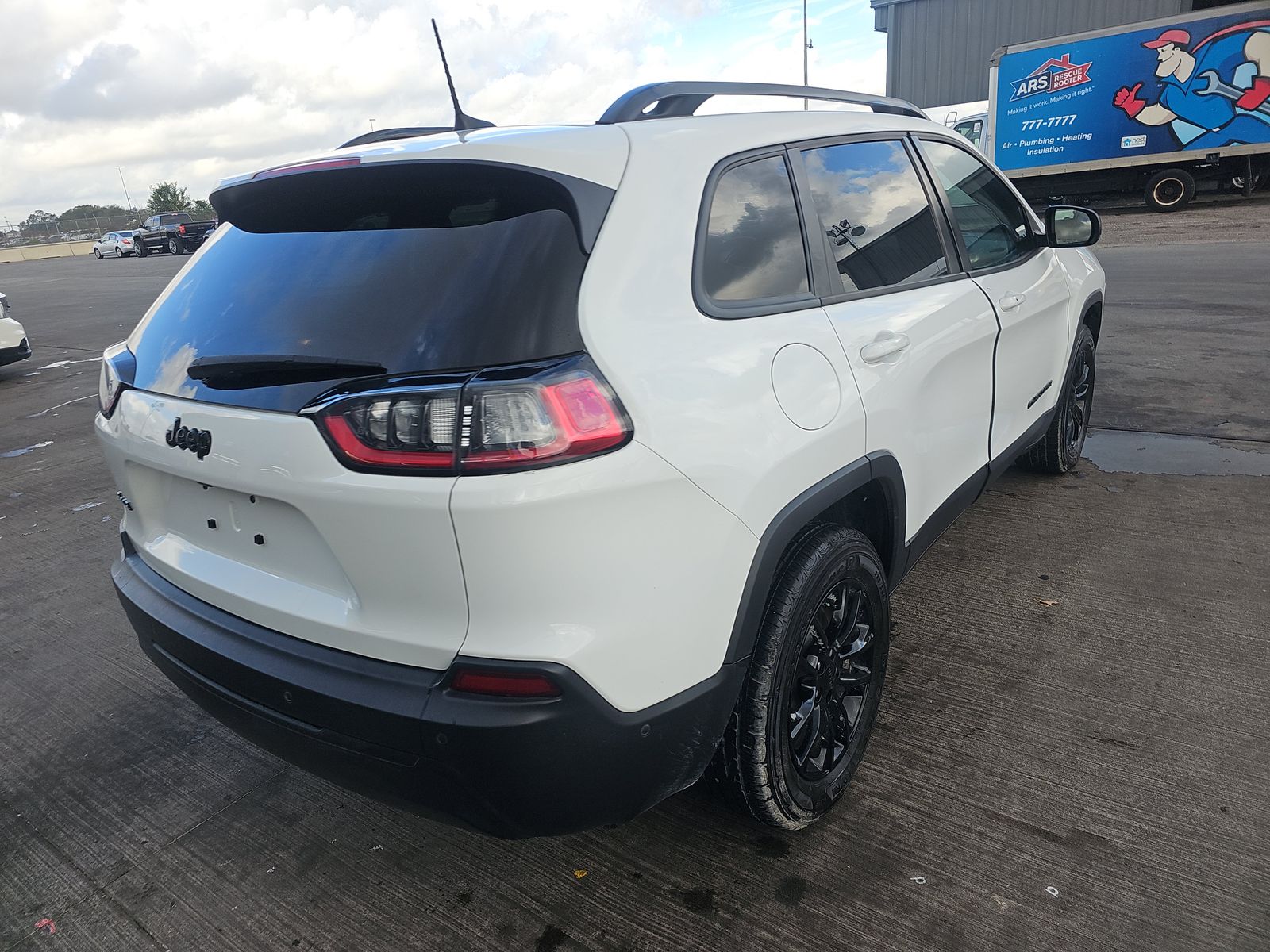 2023 Jeep Cherokee Altitude Lux AWD