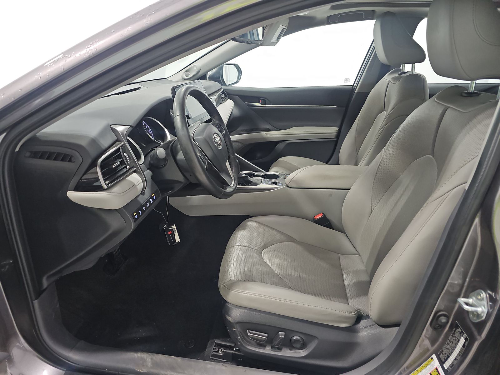 2024 Toyota Camry XLE AWD