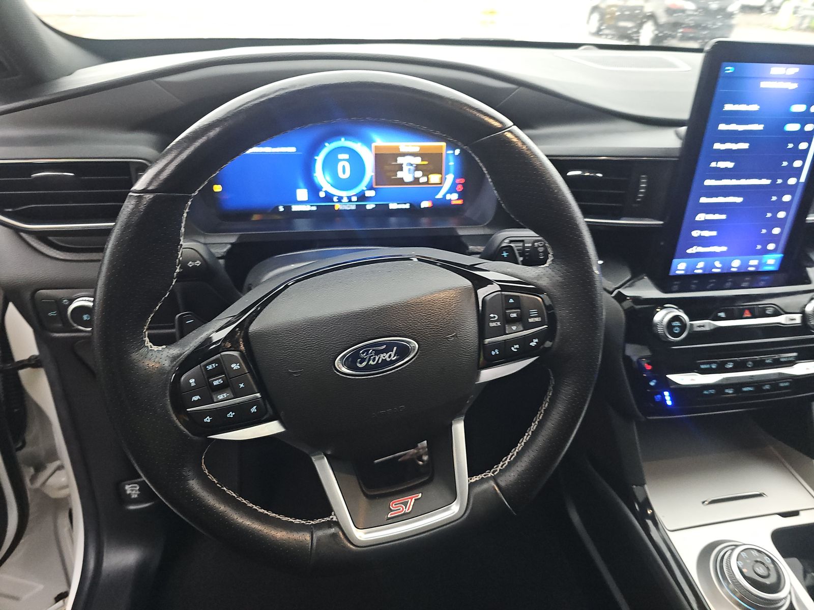 2022 Ford Explorer ST AWD