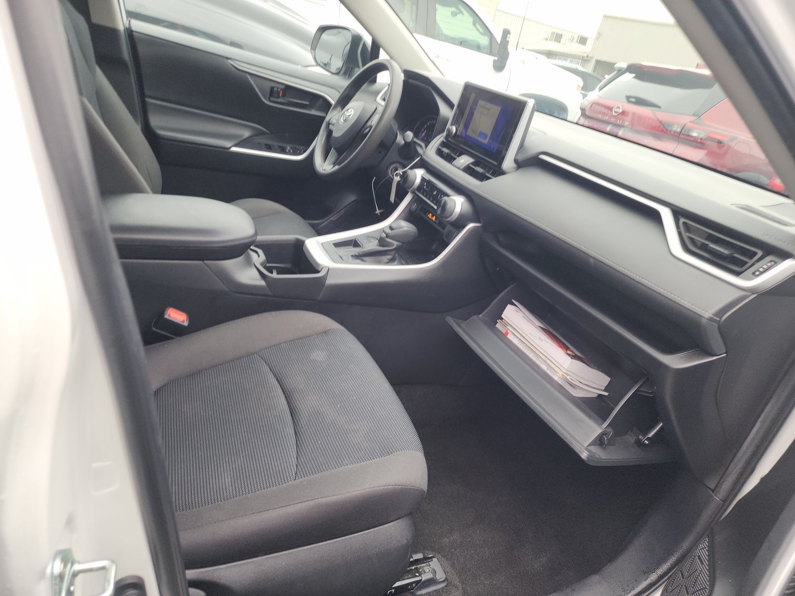 2023 Toyota RAV4 LE FWD