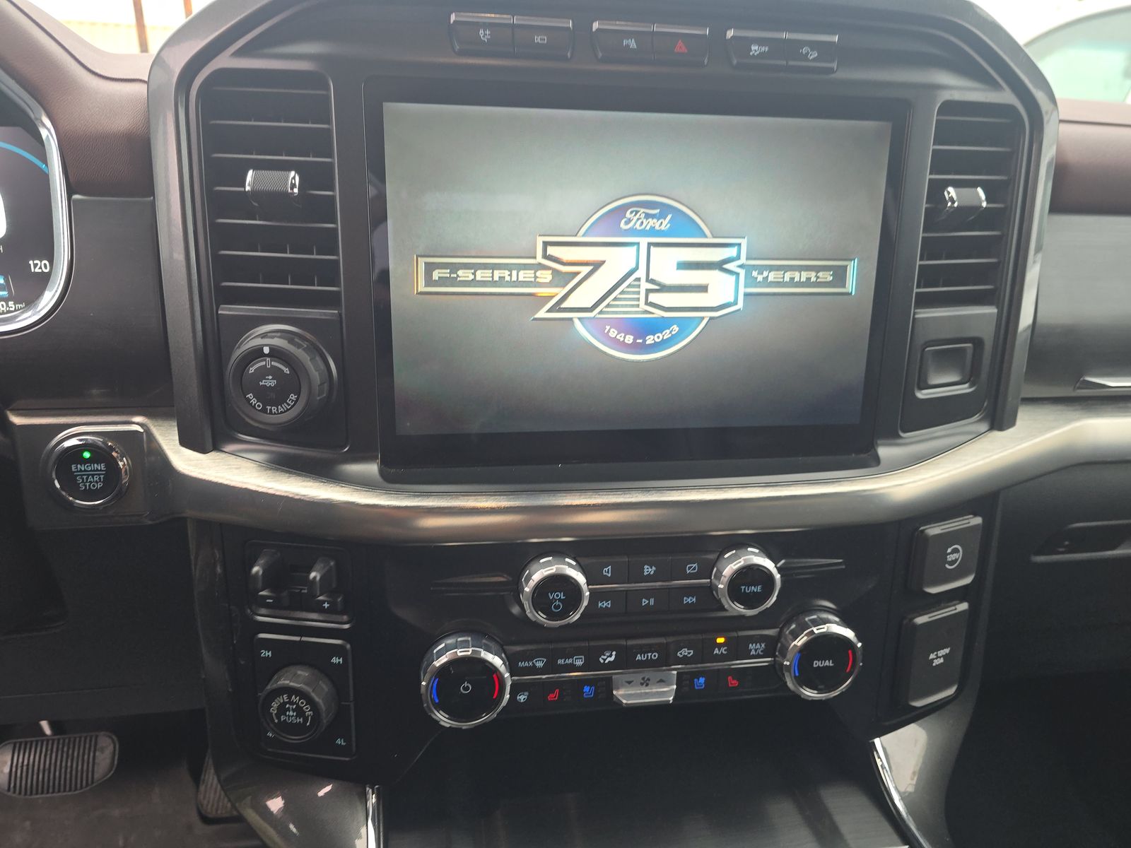 2023 Ford F-150 Hybrid Lariat AWD