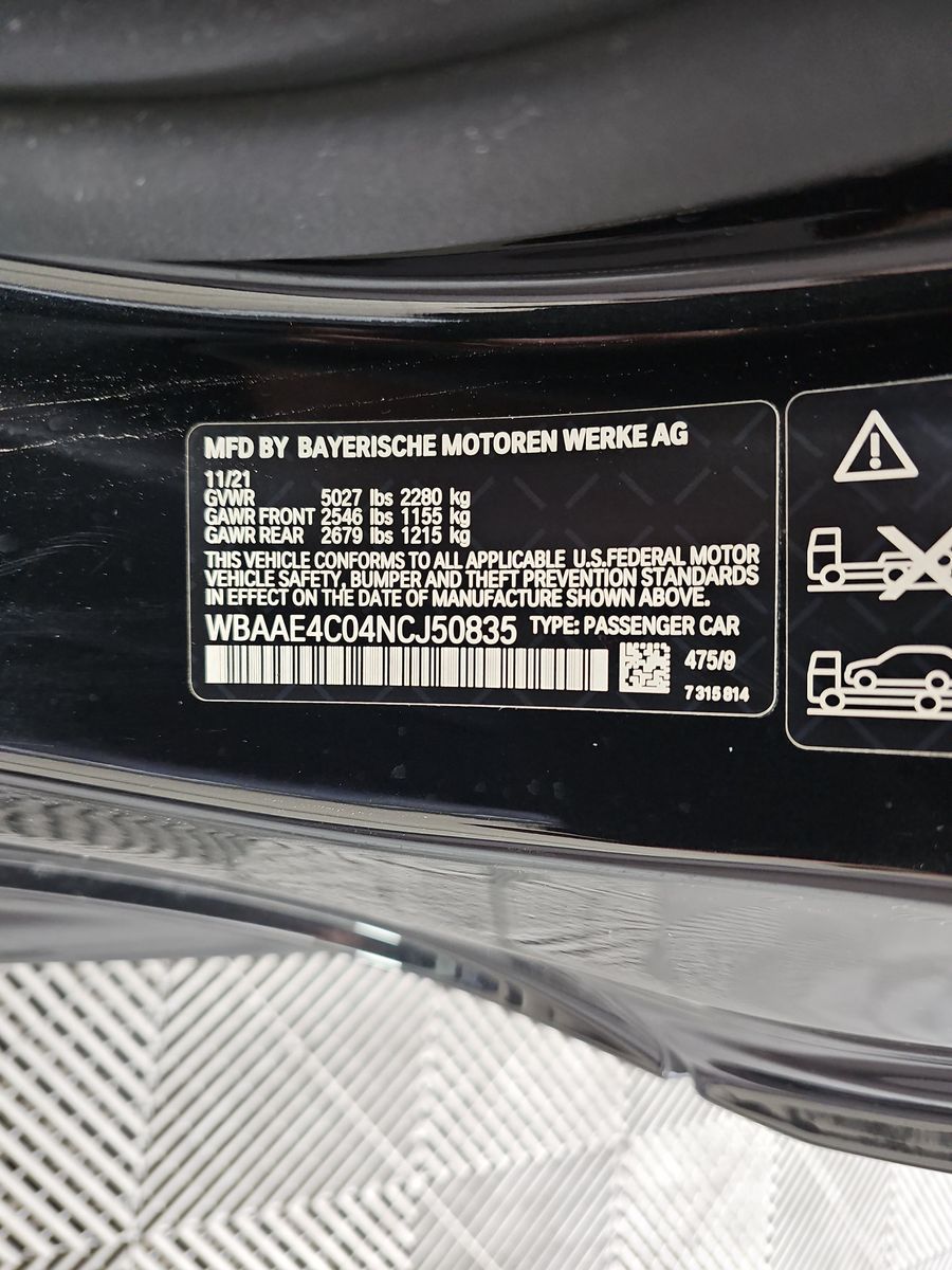 2022 BMW 8 Series 840i xDrive AWD