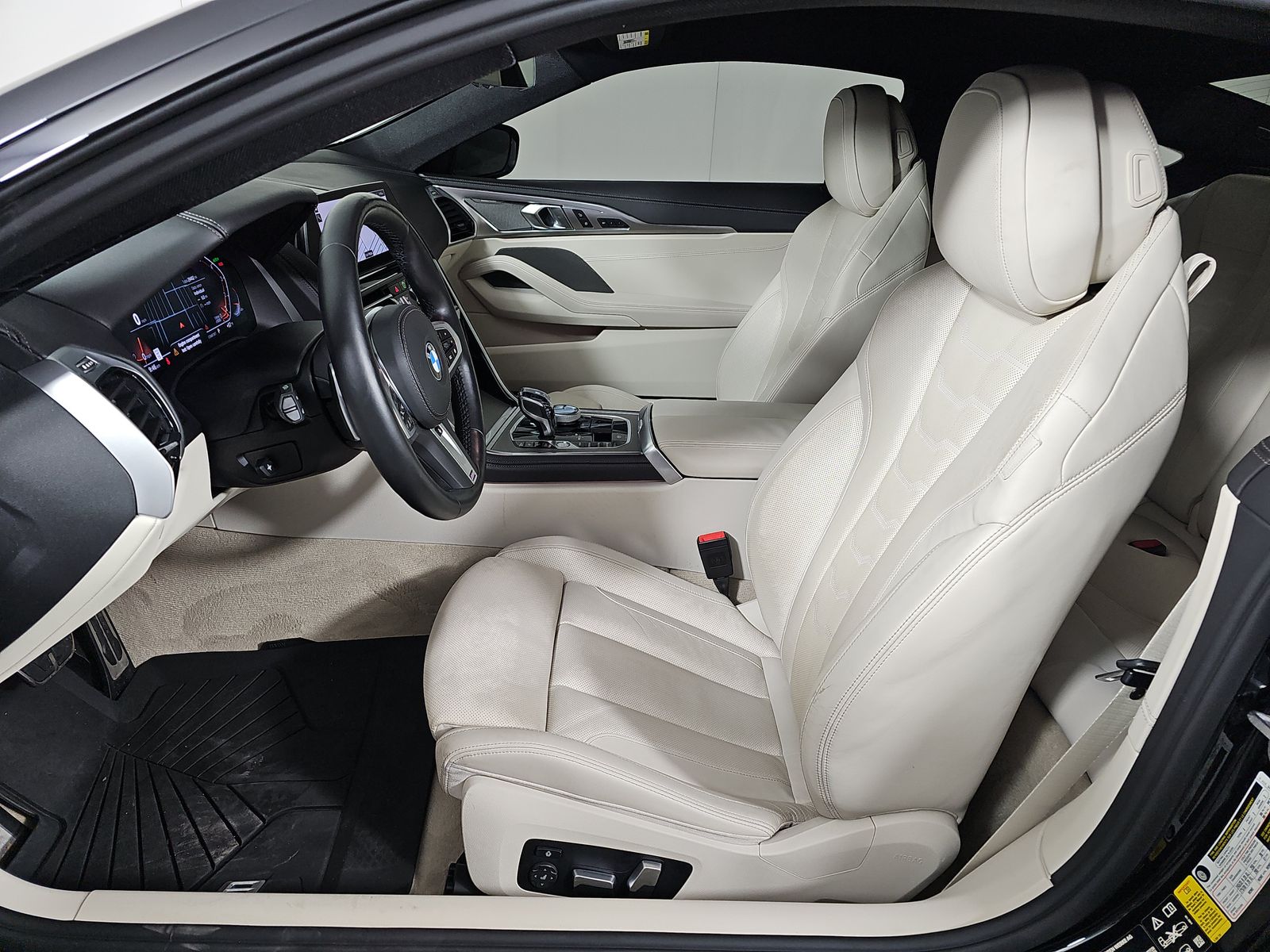 2022 BMW 8 Series 840i xDrive AWD