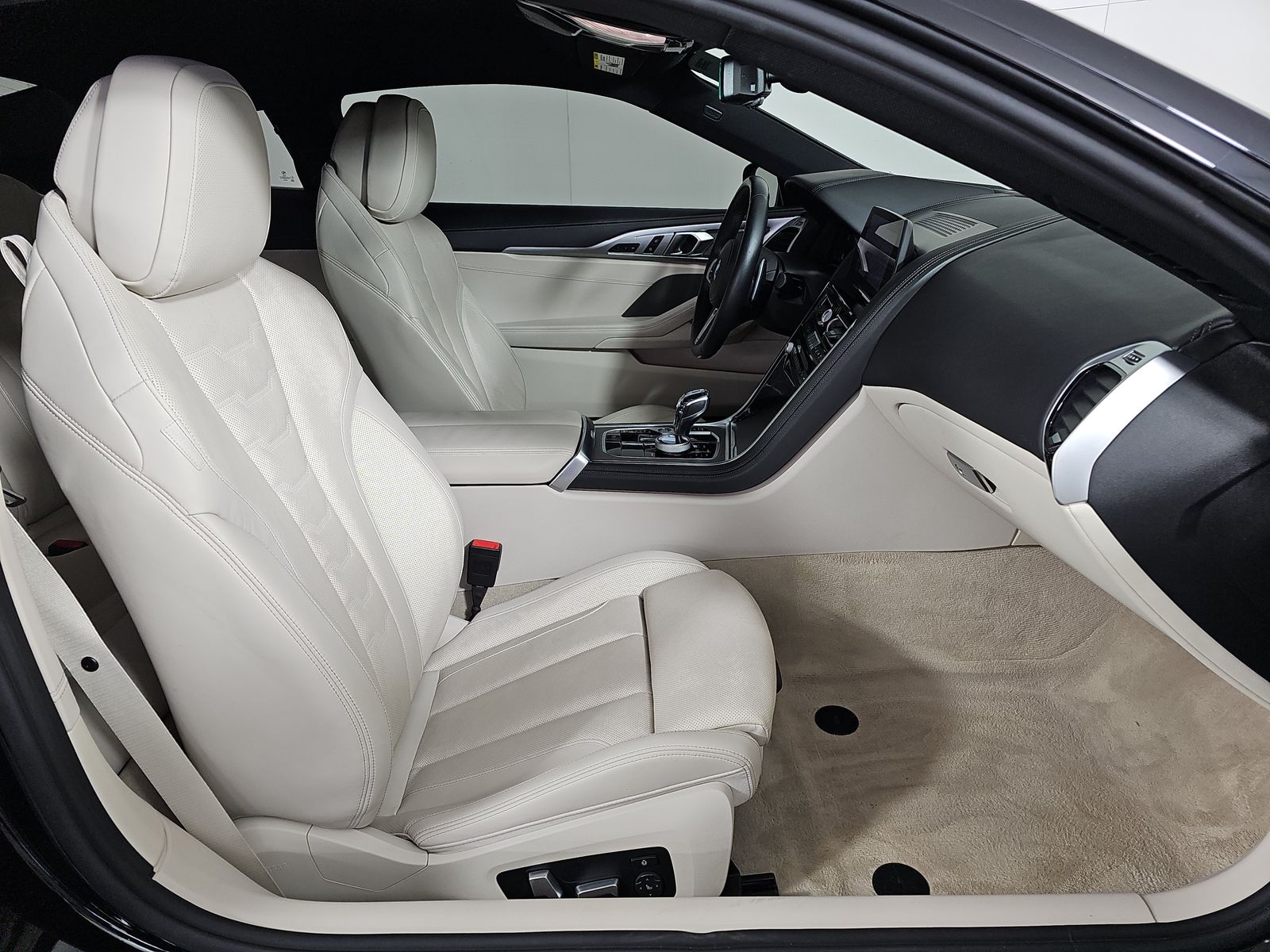 2022 BMW 8 Series 840i xDrive AWD