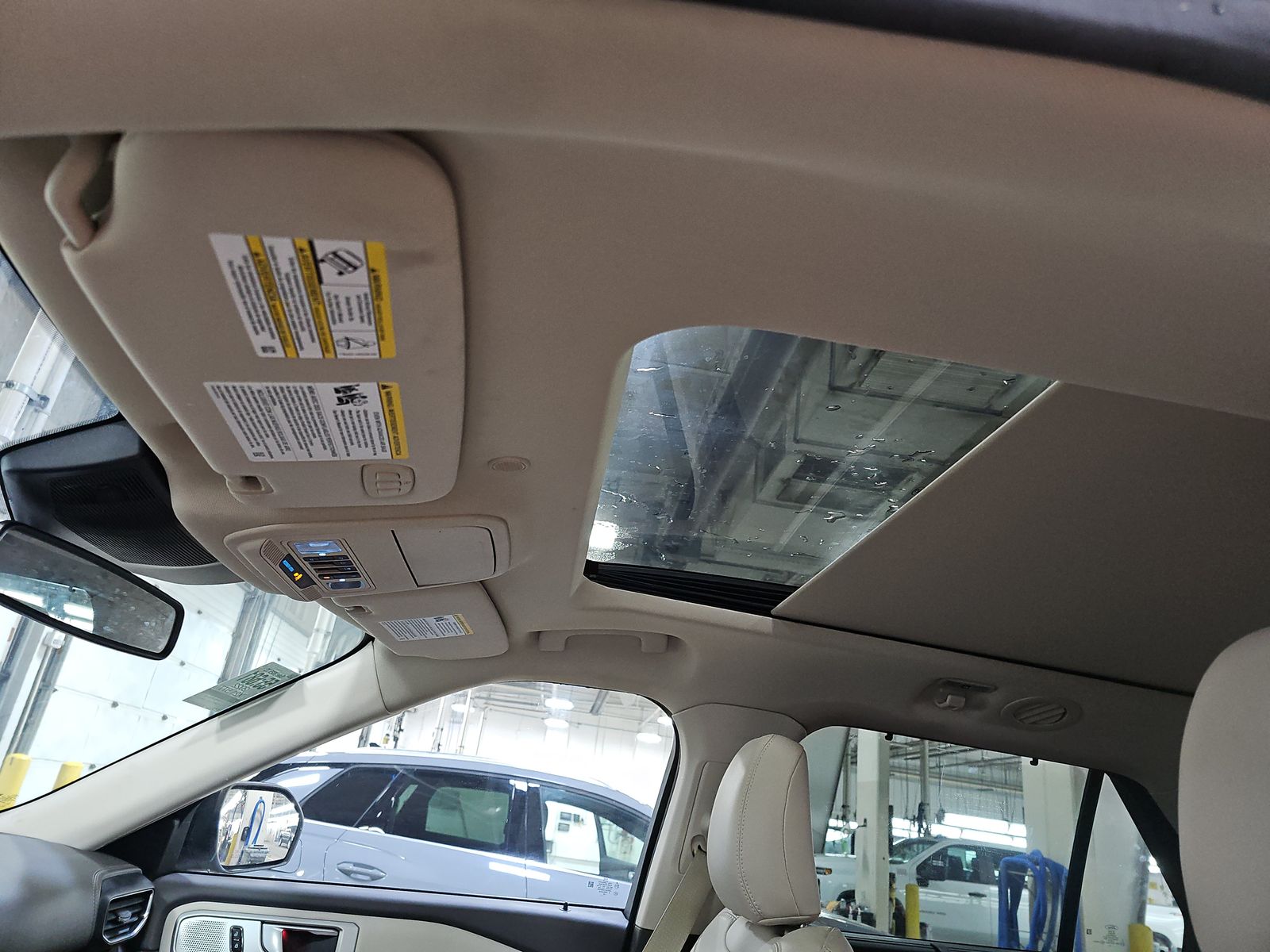 2022 Ford Explorer Platinum AWD