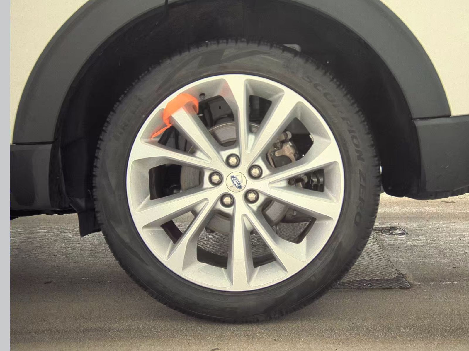 2022 Ford Explorer Platinum AWD