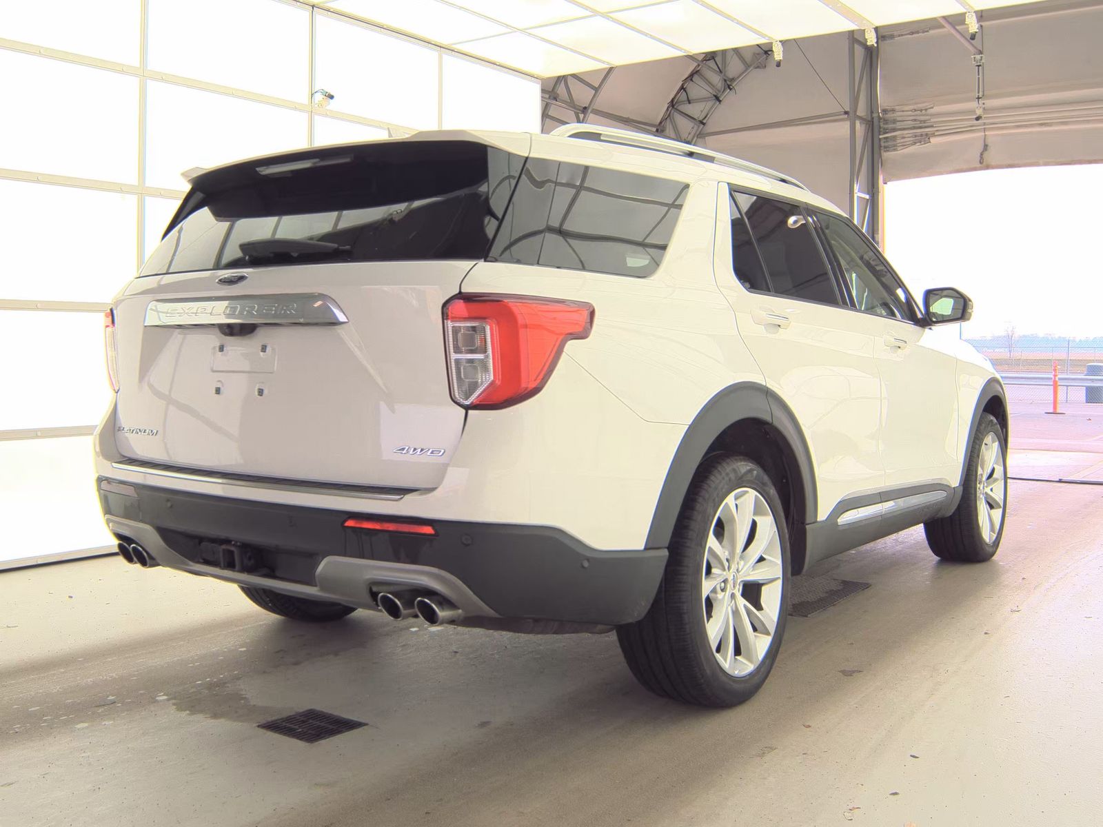 2022 Ford Explorer Platinum AWD