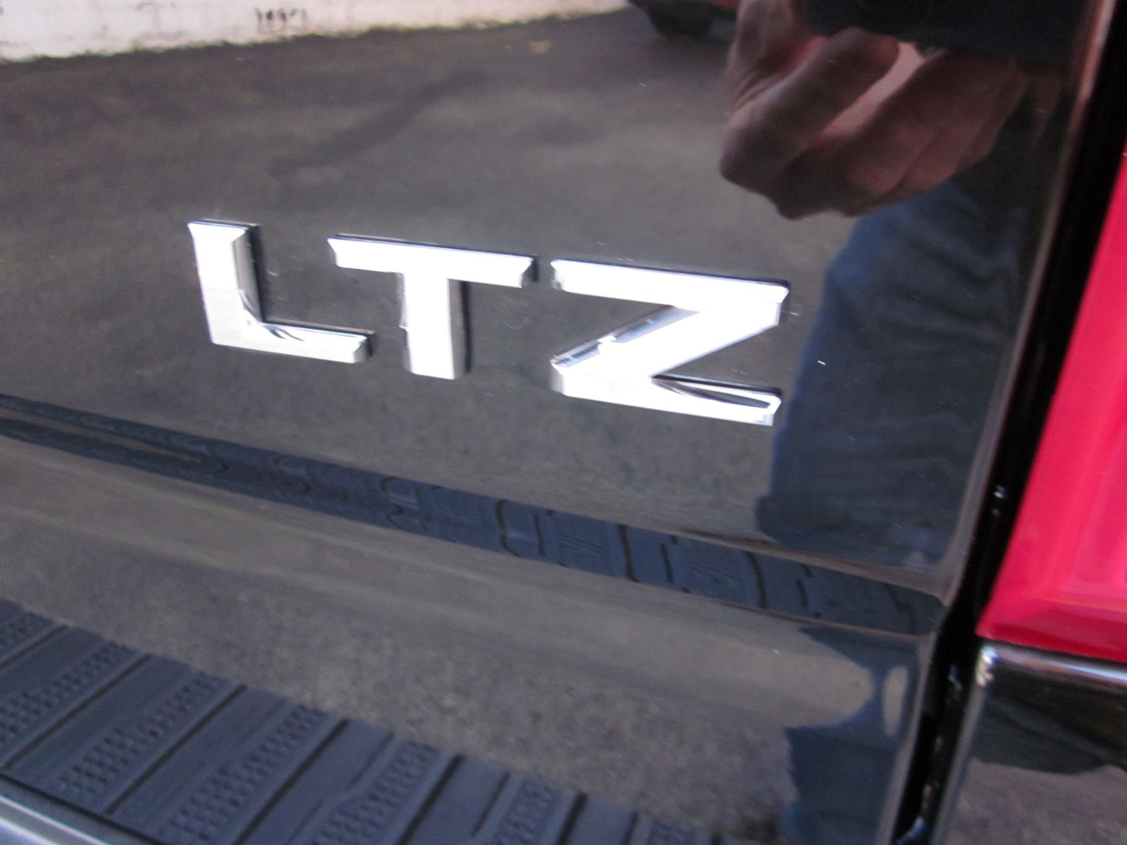 2025 Chevrolet Silverado 1500 LTZ AWD