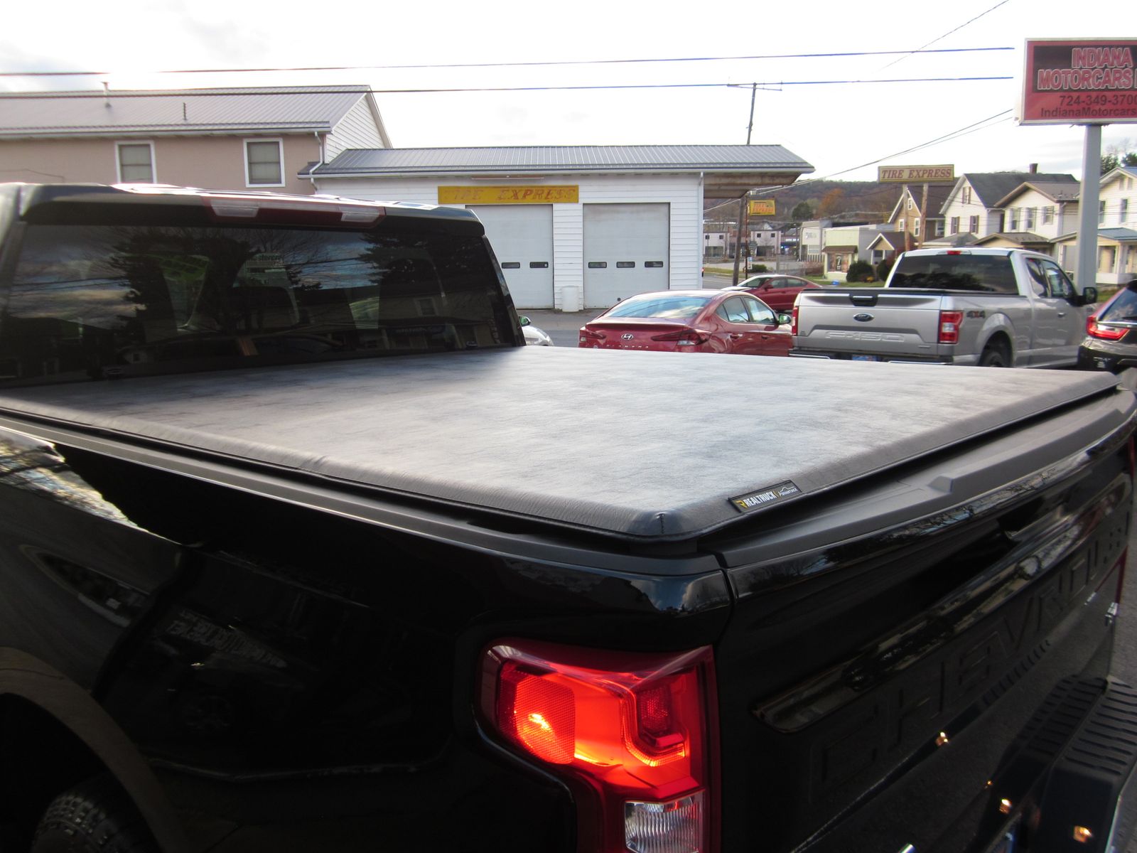 2025 Chevrolet Silverado 1500 LTZ AWD