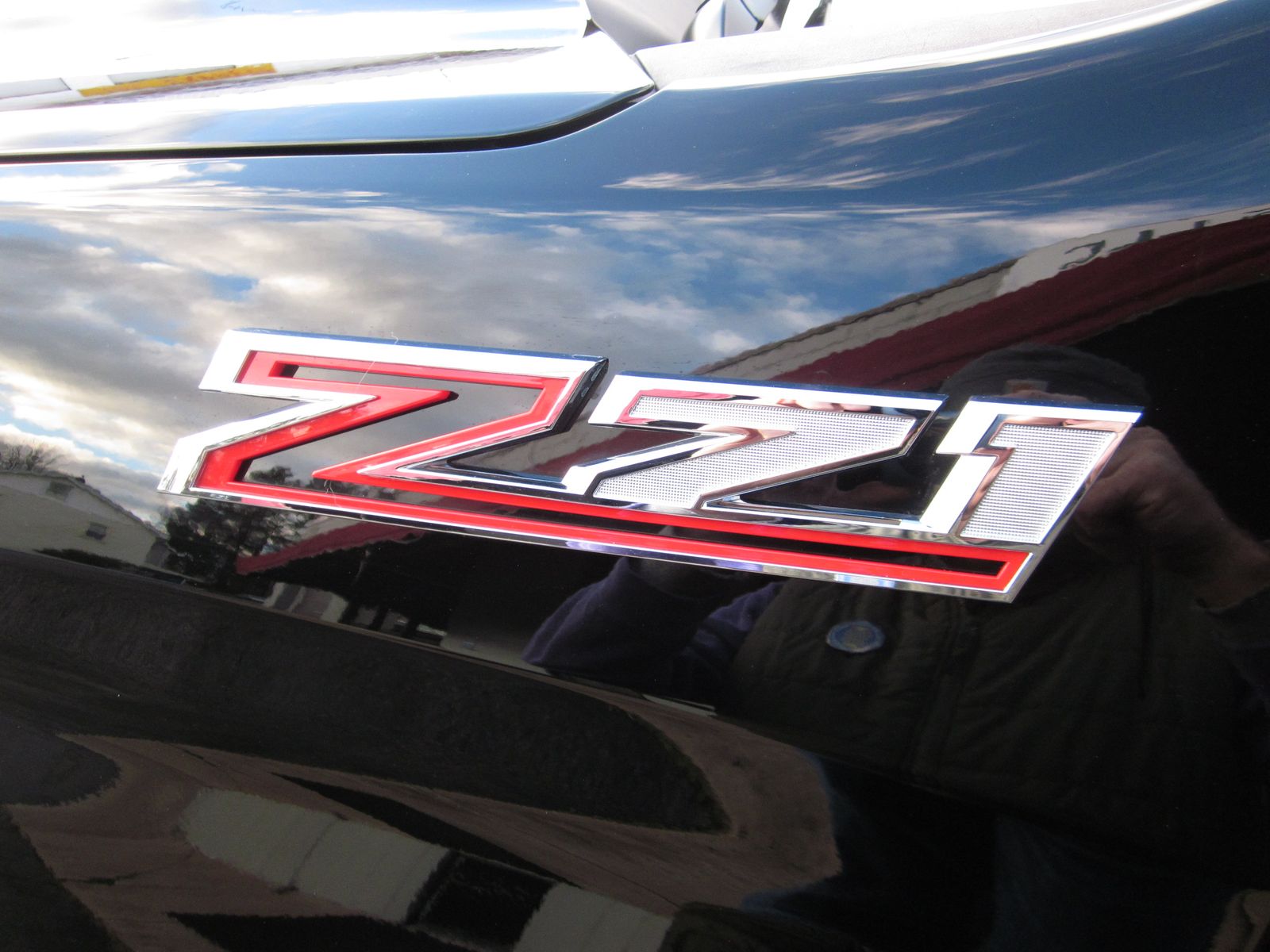 2025 Chevrolet Silverado 1500 LTZ AWD