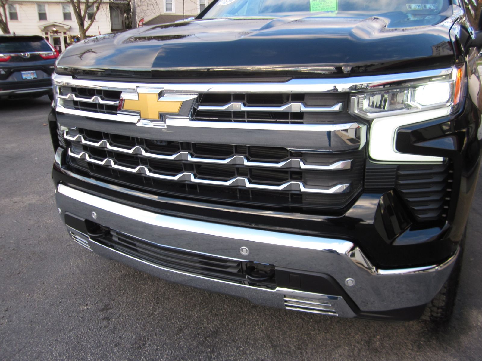 2025 Chevrolet Silverado 1500 LTZ AWD