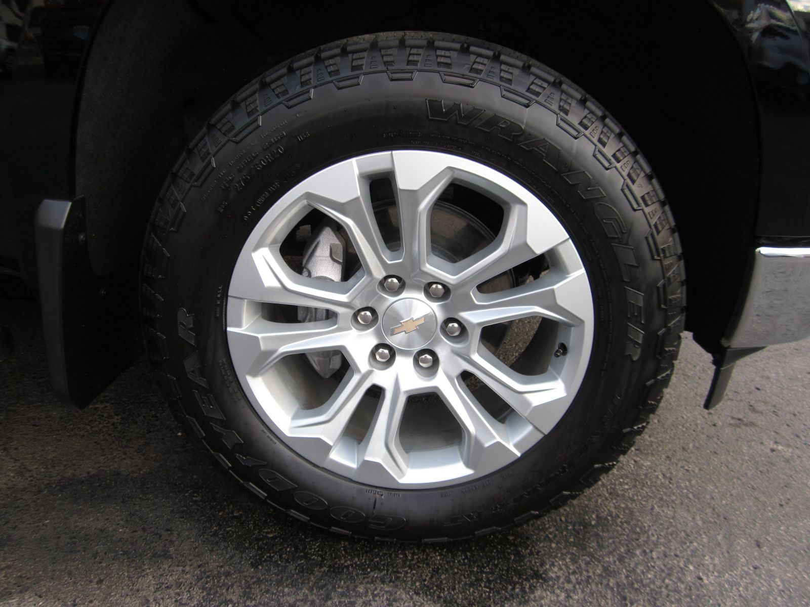 2025 Chevrolet Silverado 1500 LTZ AWD