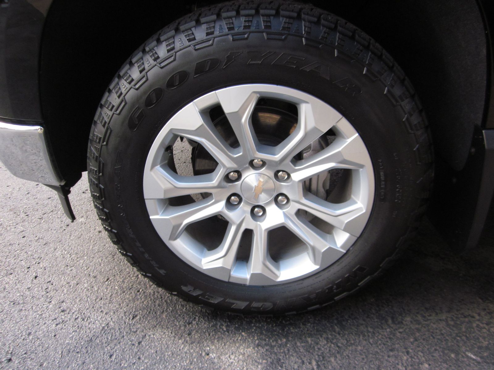 2025 Chevrolet Silverado 1500 LTZ AWD