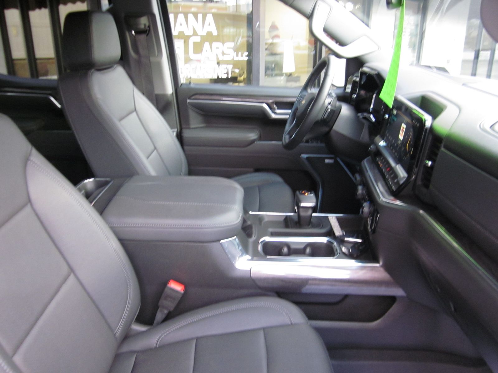 2025 Chevrolet Silverado 1500 LTZ AWD