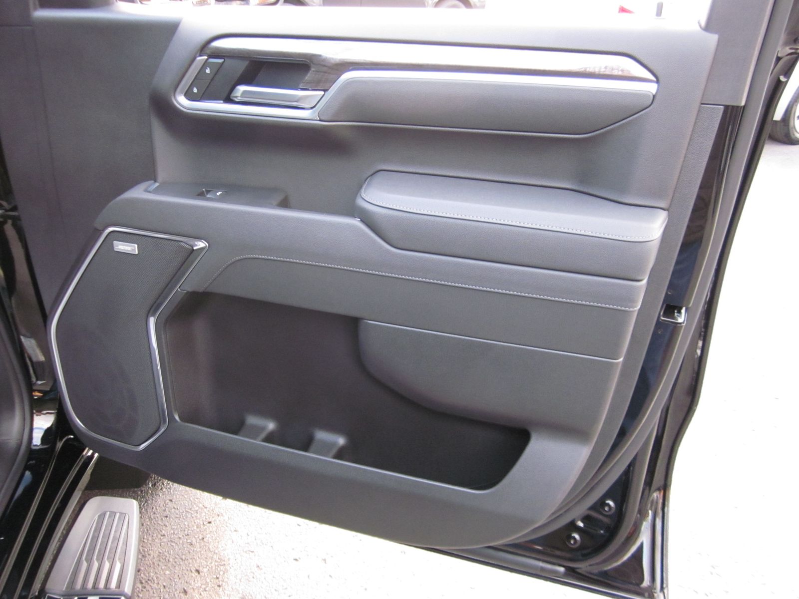 2025 Chevrolet Silverado 1500 LTZ AWD