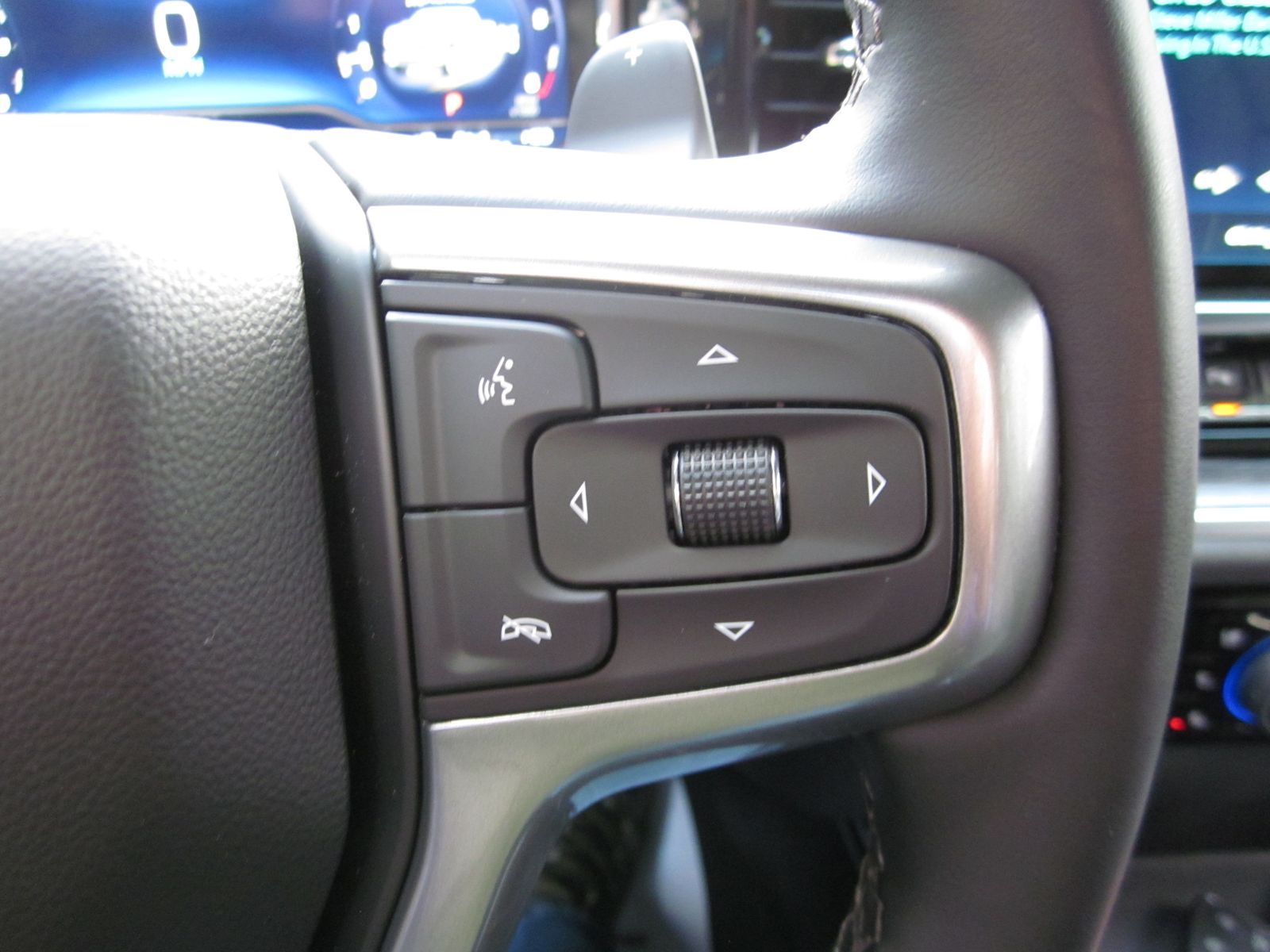 2025 Chevrolet Silverado 1500 LTZ AWD