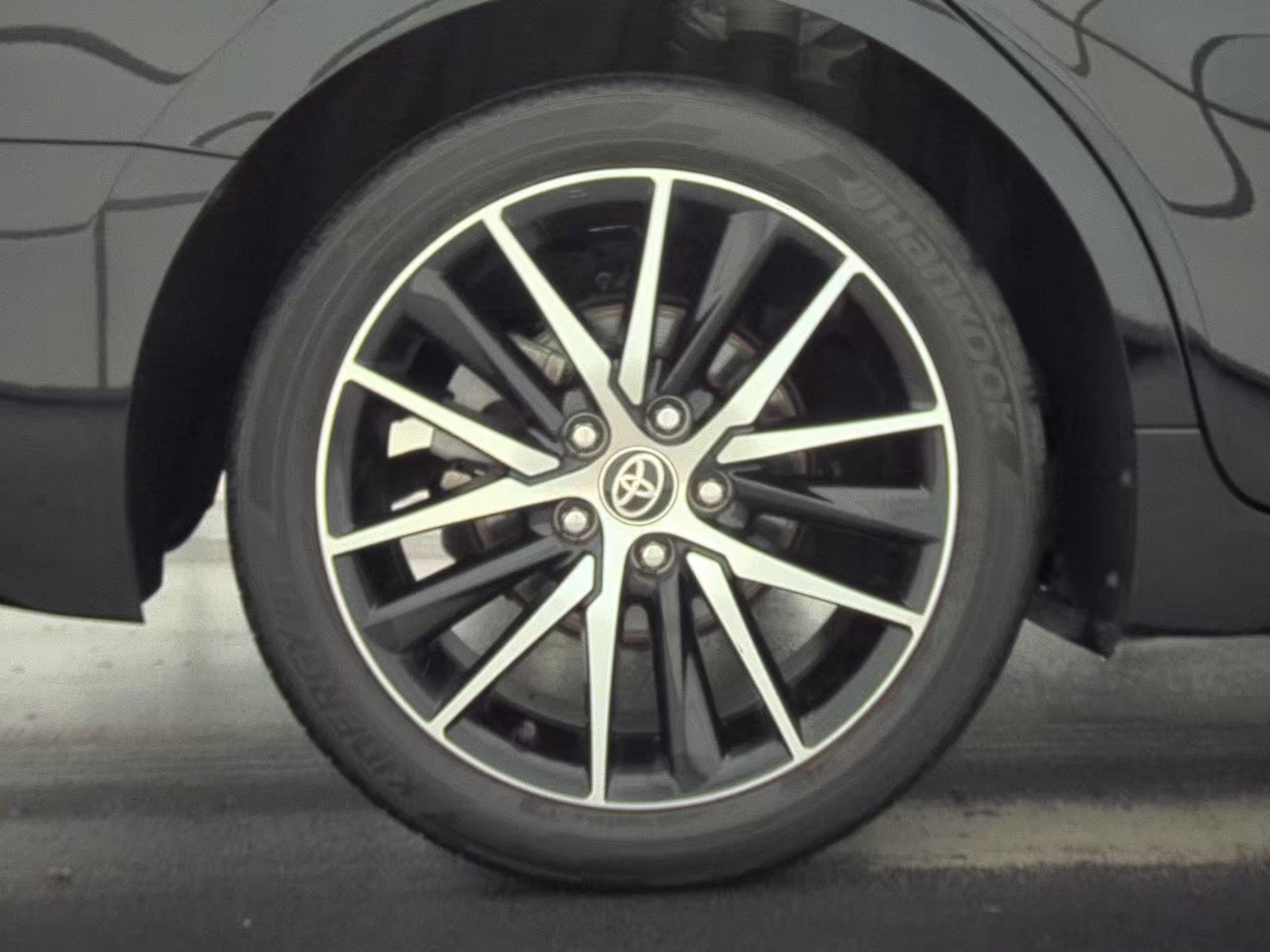 2023 Toyota Camry SE FWD