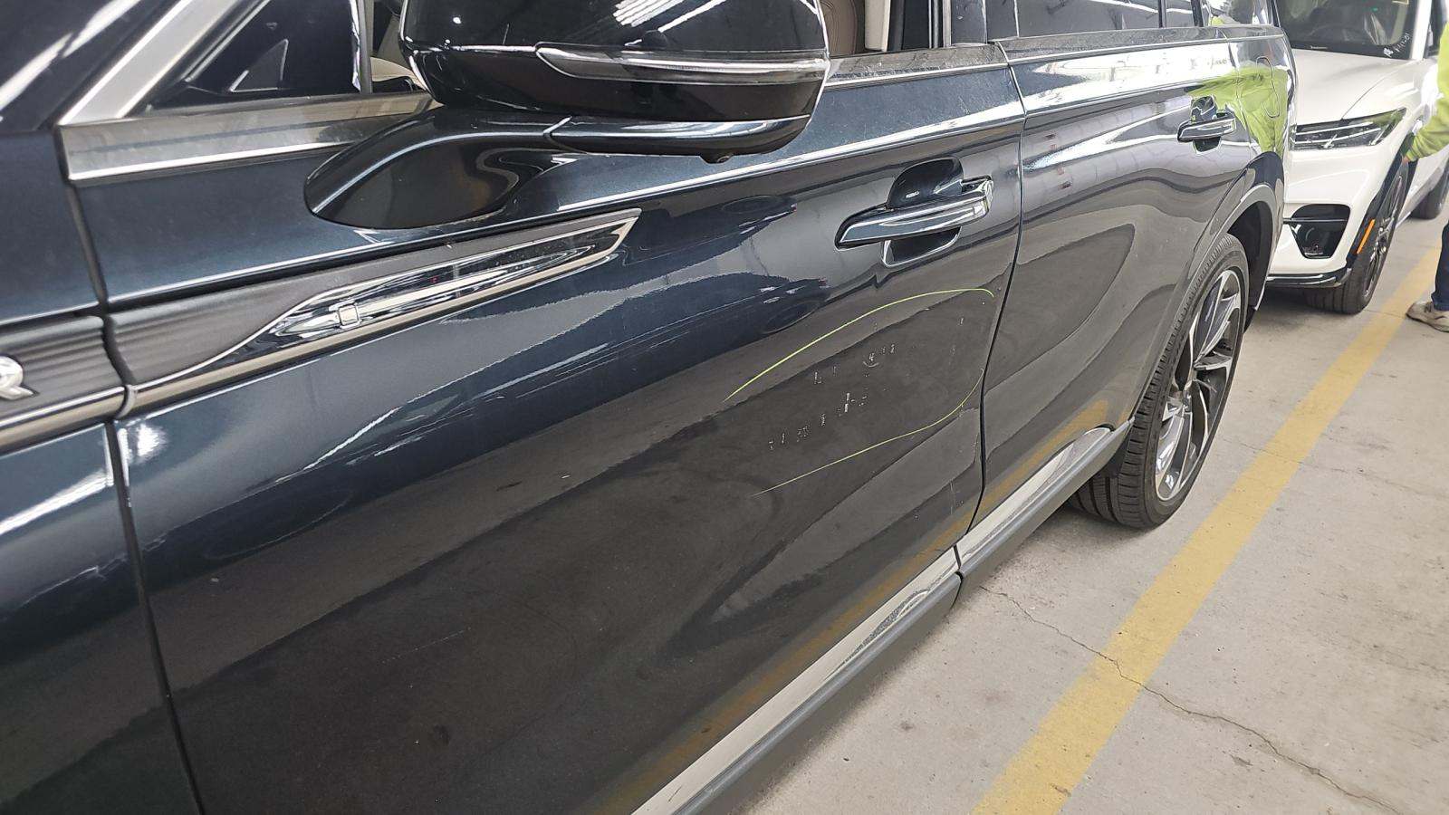 2023 Lincoln Aviator Reserve AWD