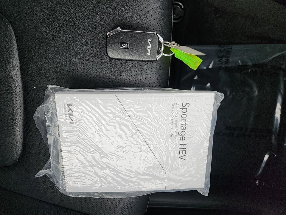 2023 Kia Sportage Hybrid EX AWD