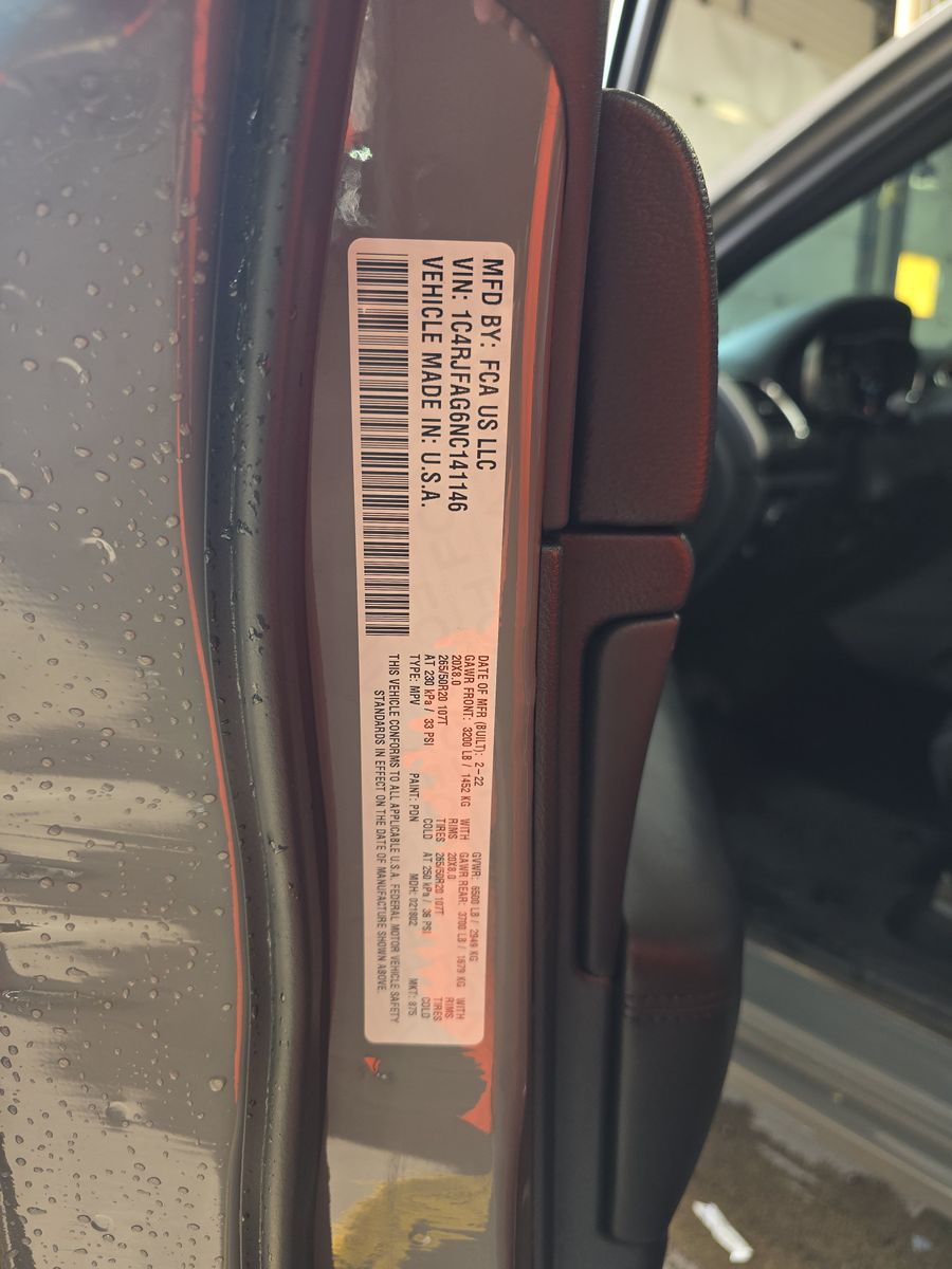 2022 Jeep Grand Cherokee Laredo X AWD