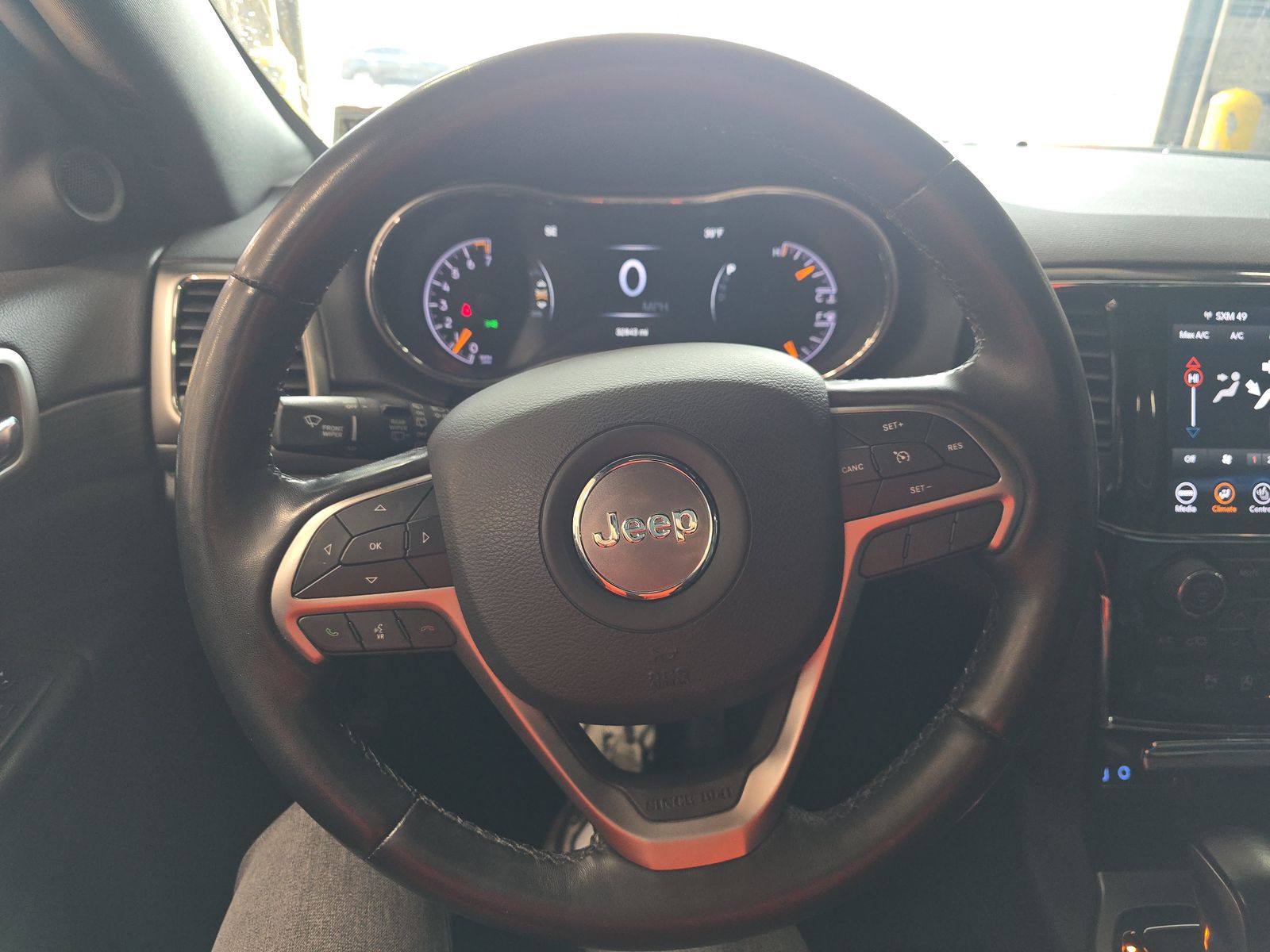 2022 Jeep Grand Cherokee Laredo X AWD