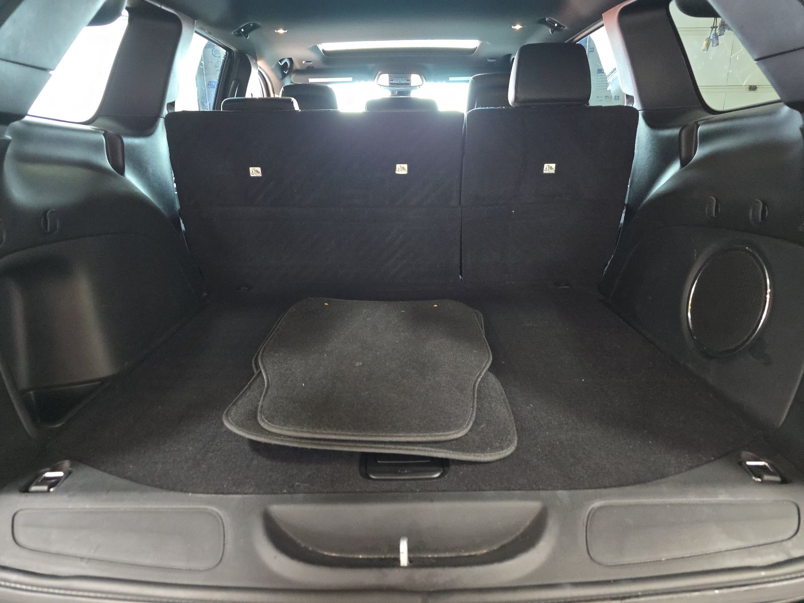 2022 Jeep Grand Cherokee Laredo X AWD