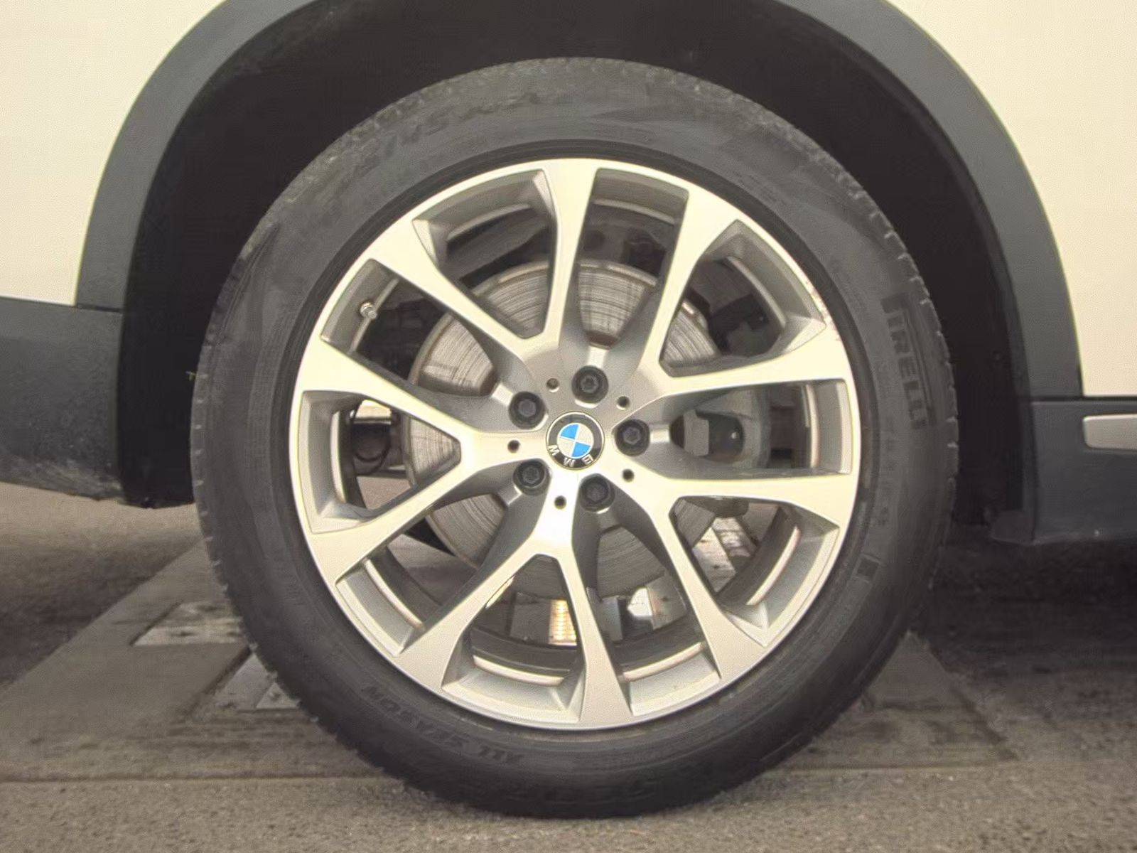 2020 BMW X5 xDrive40i AWD