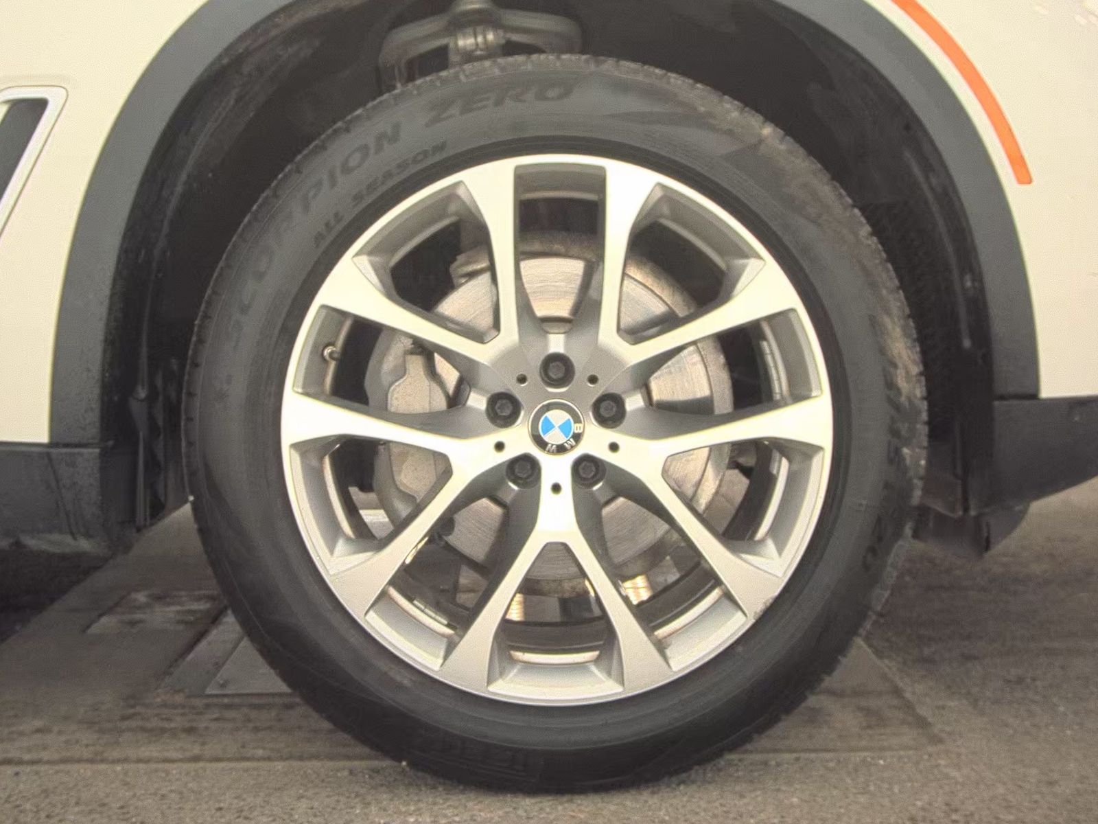 2020 BMW X5 xDrive40i AWD