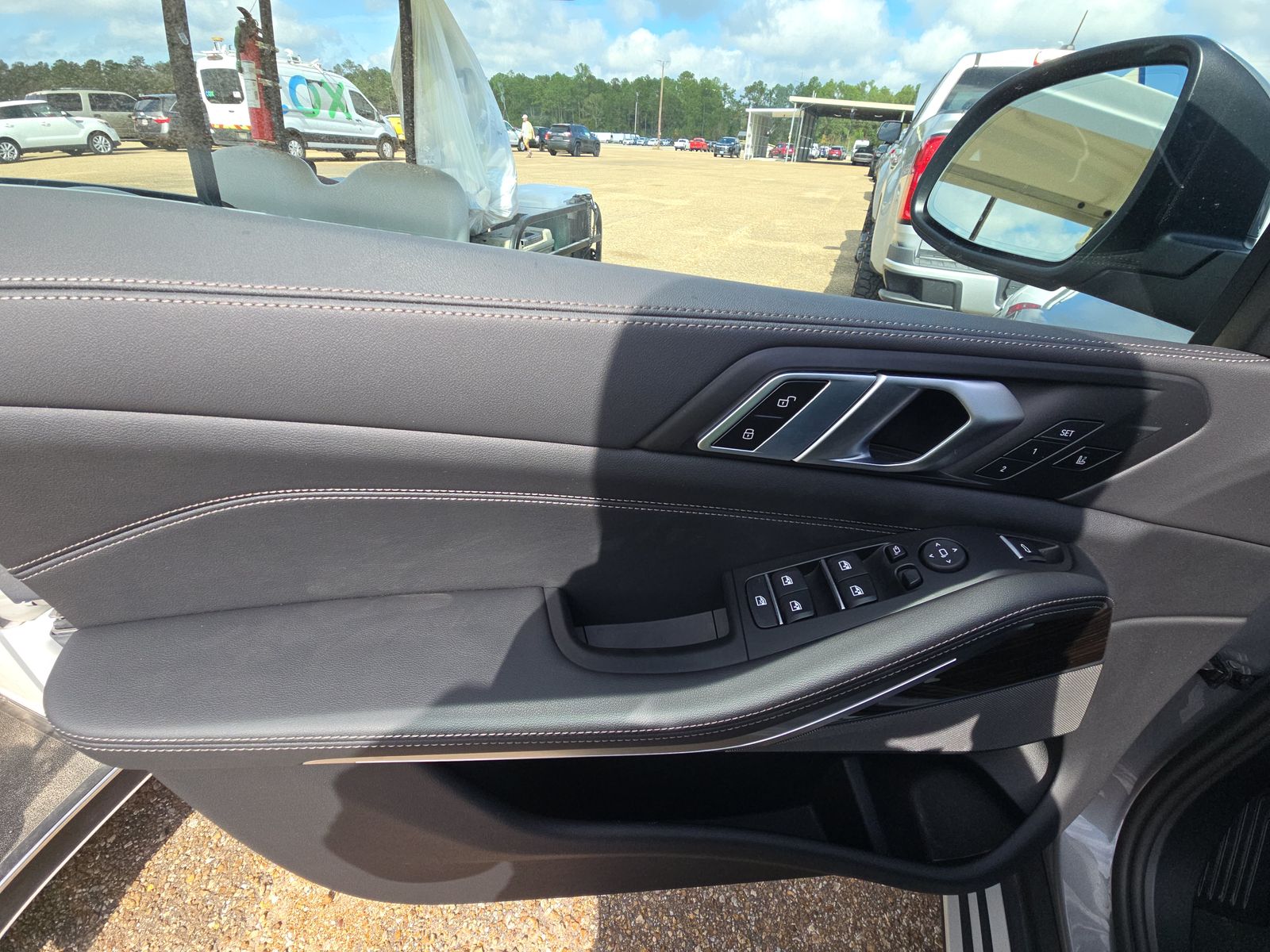 2025 BMW X5 xDrive40i AWD