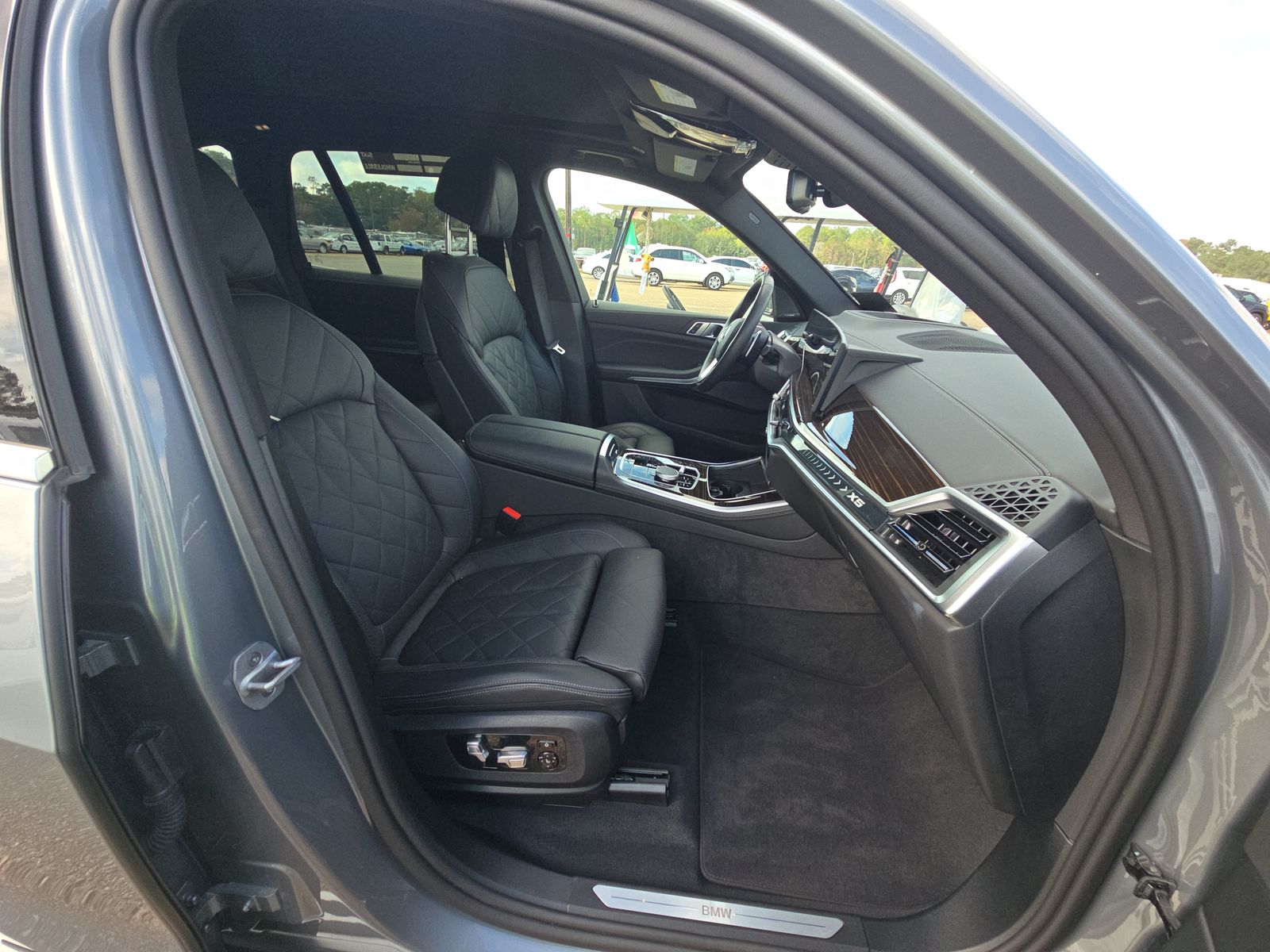 2025 BMW X5 xDrive40i AWD