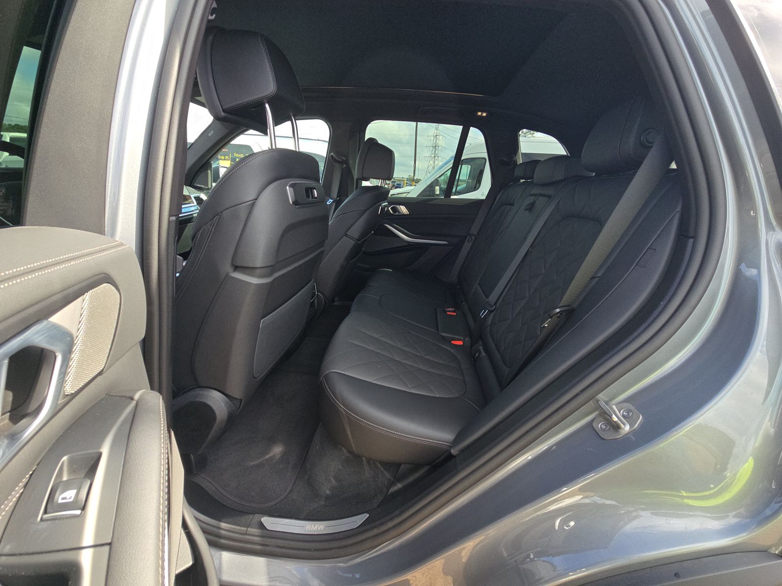 2025 BMW X5 xDrive40i AWD