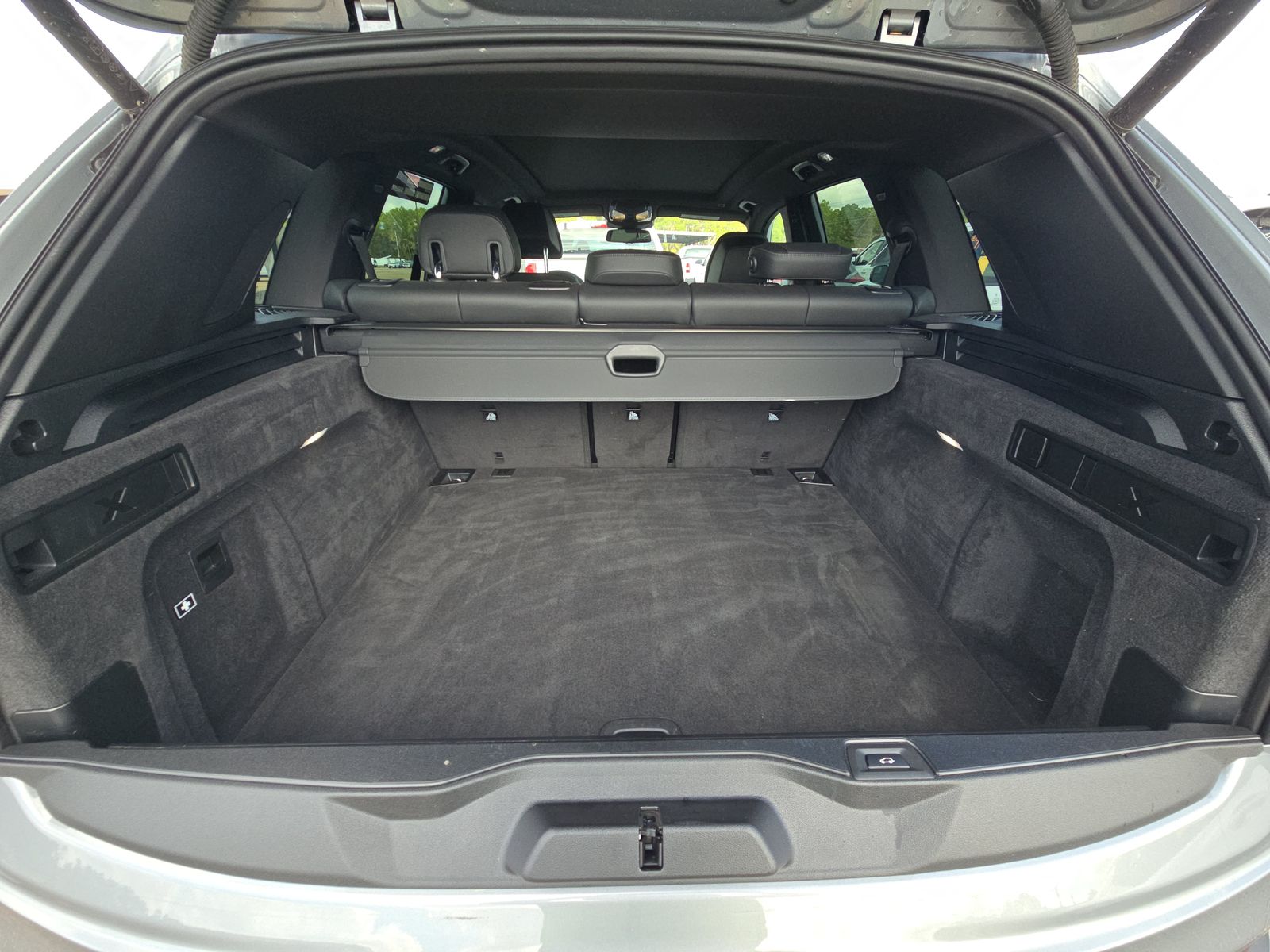 2025 BMW X5 xDrive40i AWD