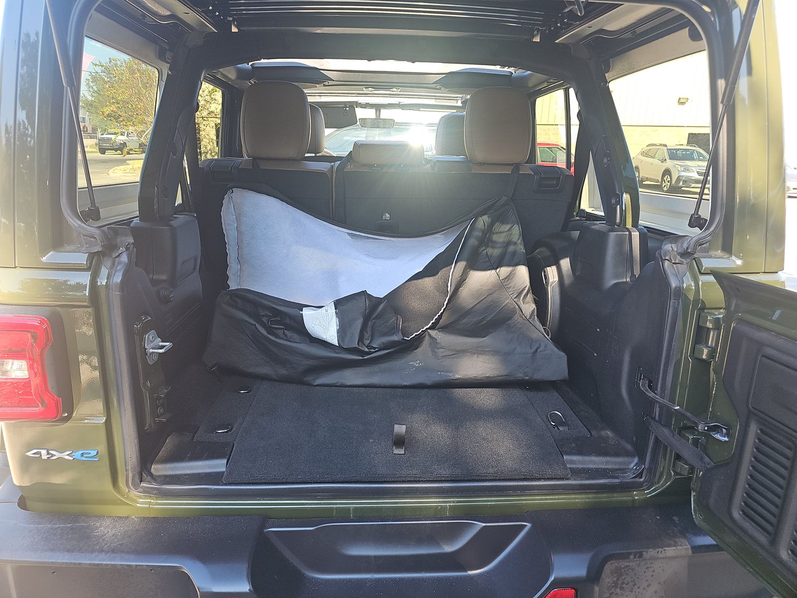 2022 Jeep Wrangler Unlimited 4xe Sahara AWD