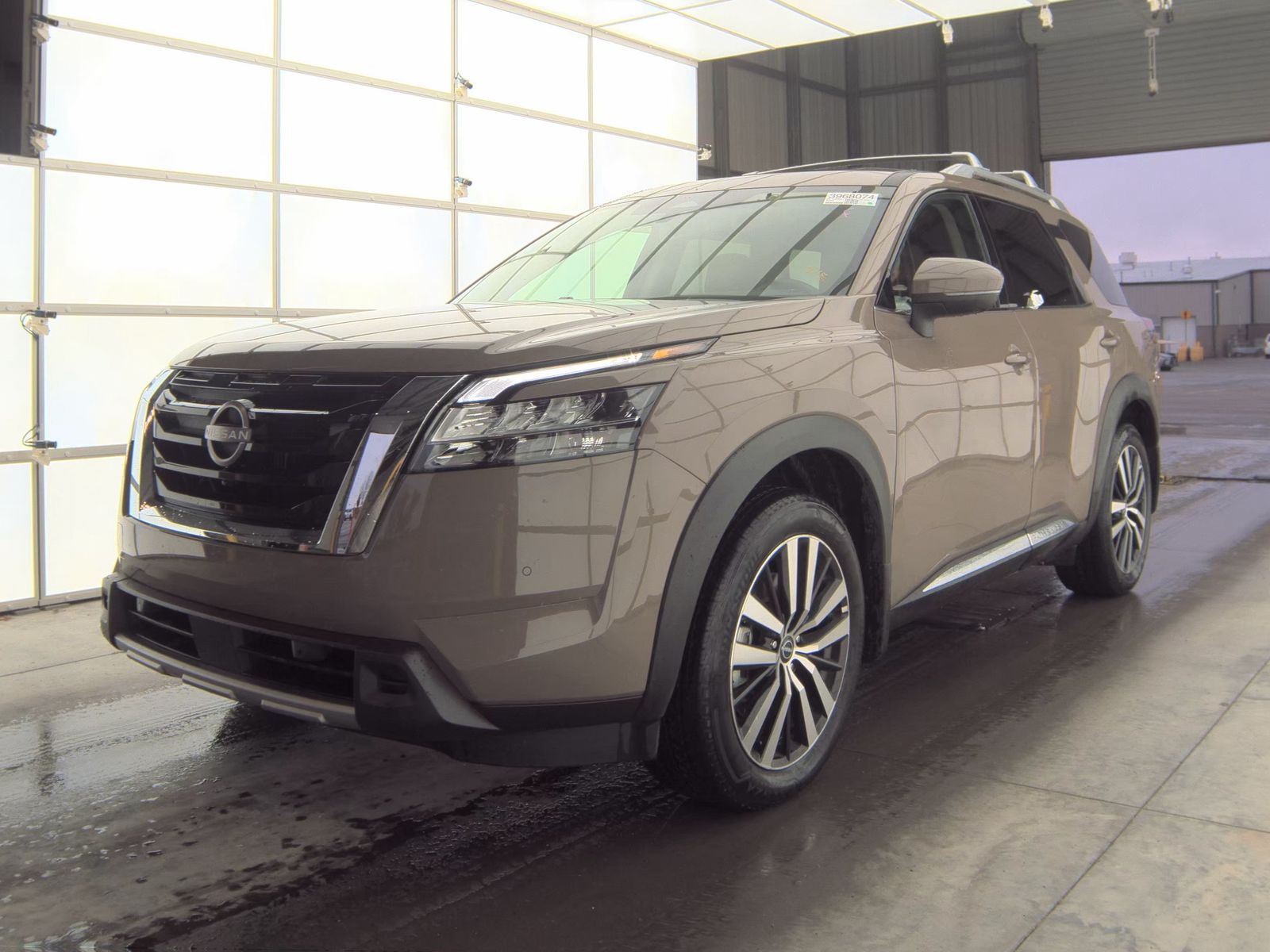 2024 Nissan Pathfinder Platinum FWD