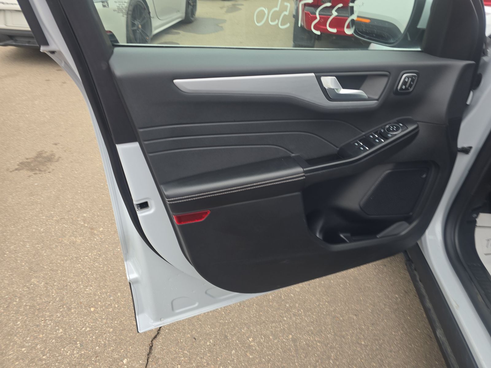 2025 Ford Escape Platinum AWD