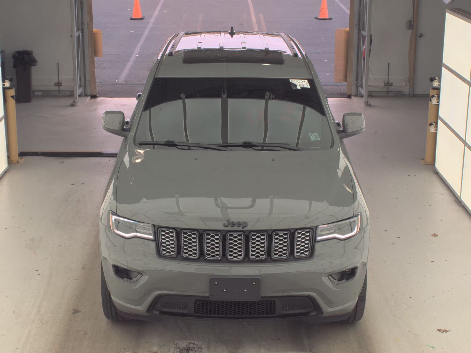 2022 Jeep Grand Cherokee Laredo X AWD