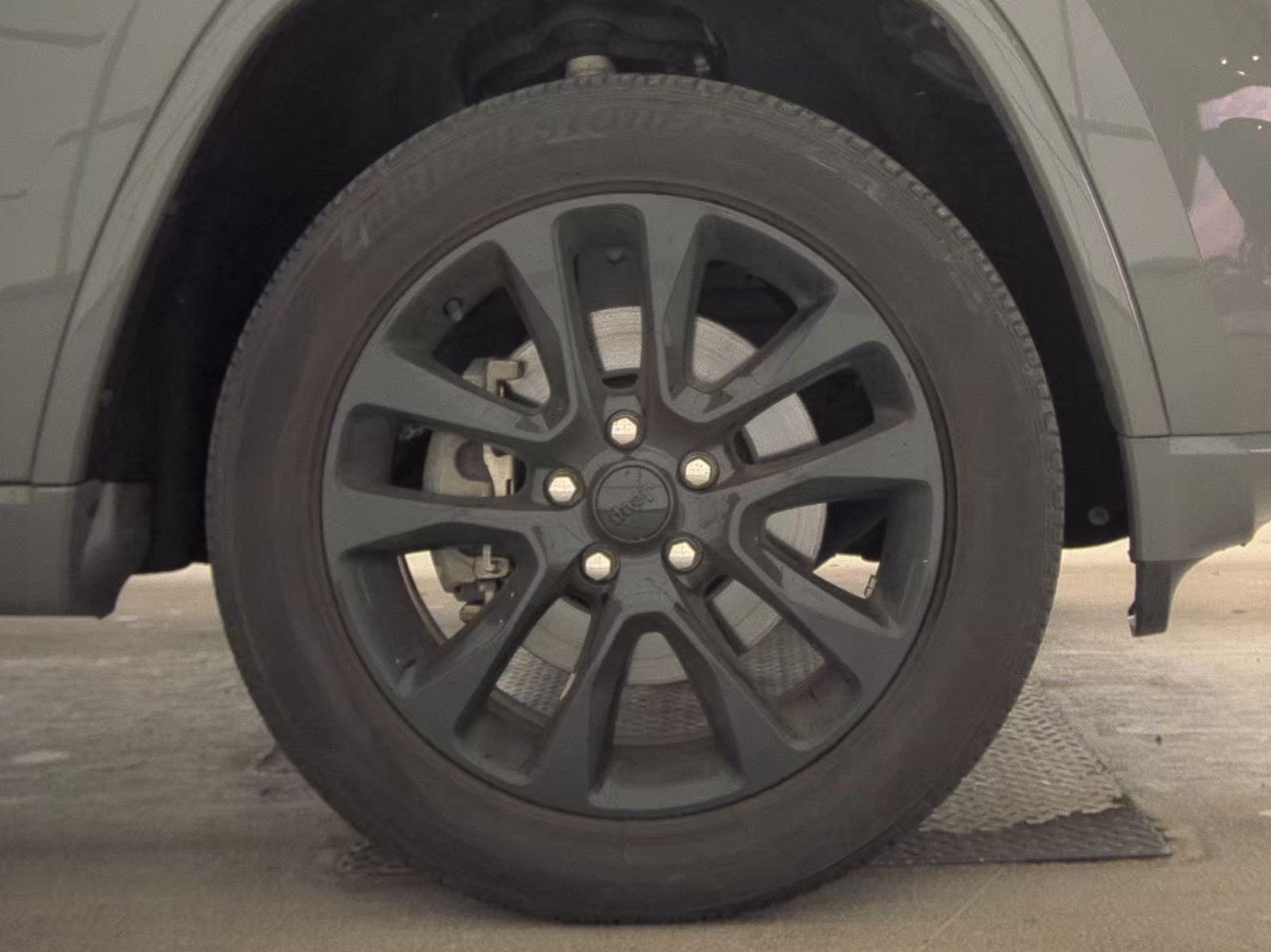 2022 Jeep Grand Cherokee Laredo X AWD