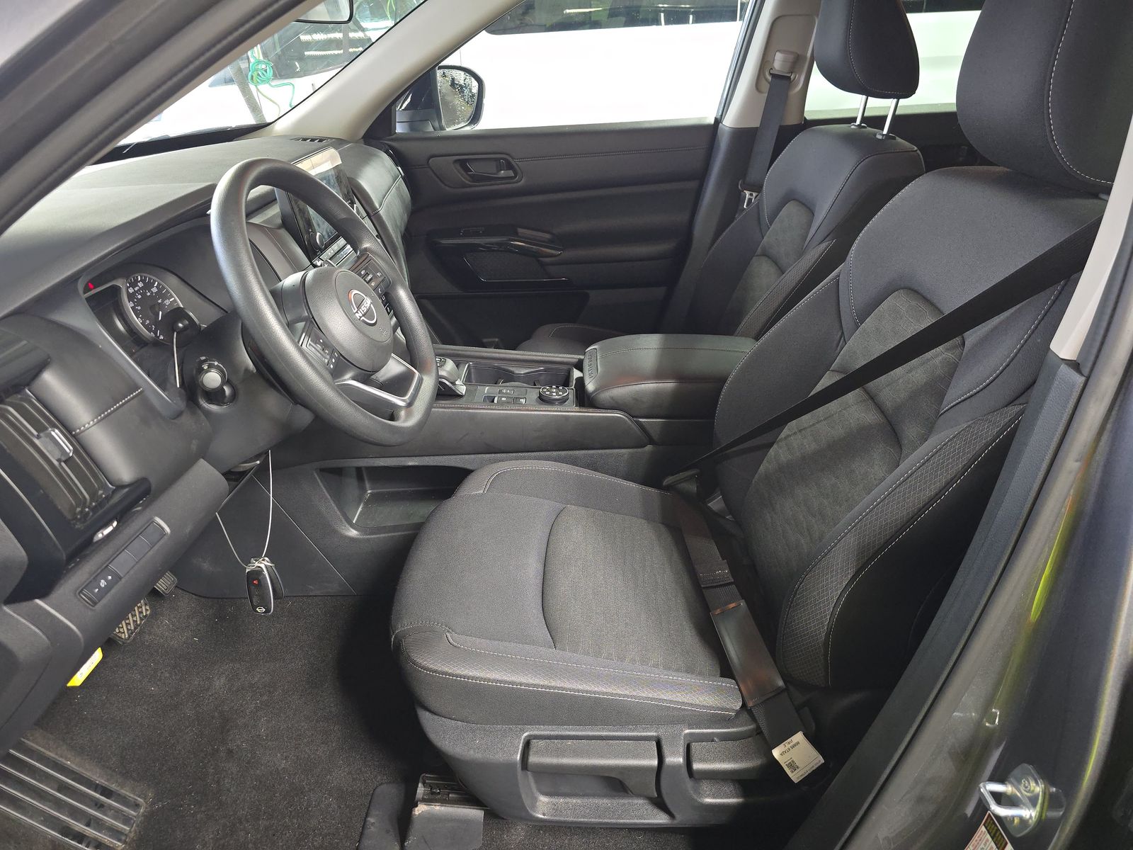 2025 Nissan Pathfinder S AWD