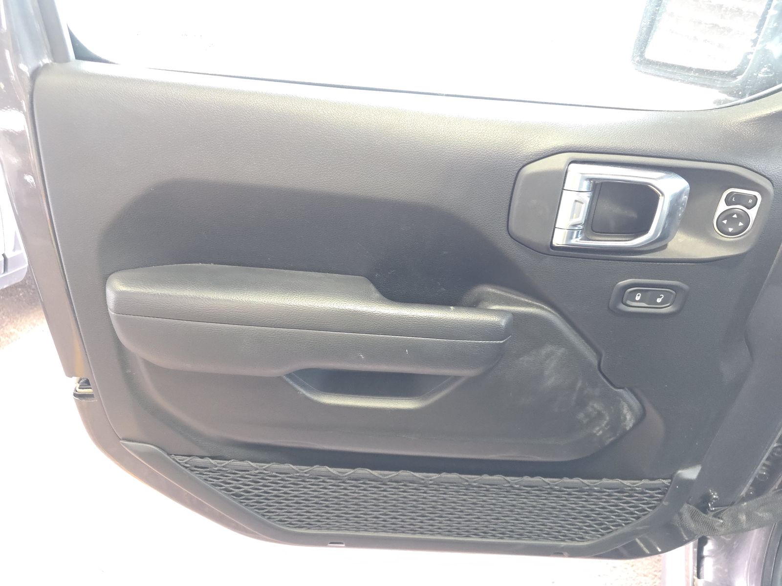 2025 Jeep Wrangler 4xe Willys AWD