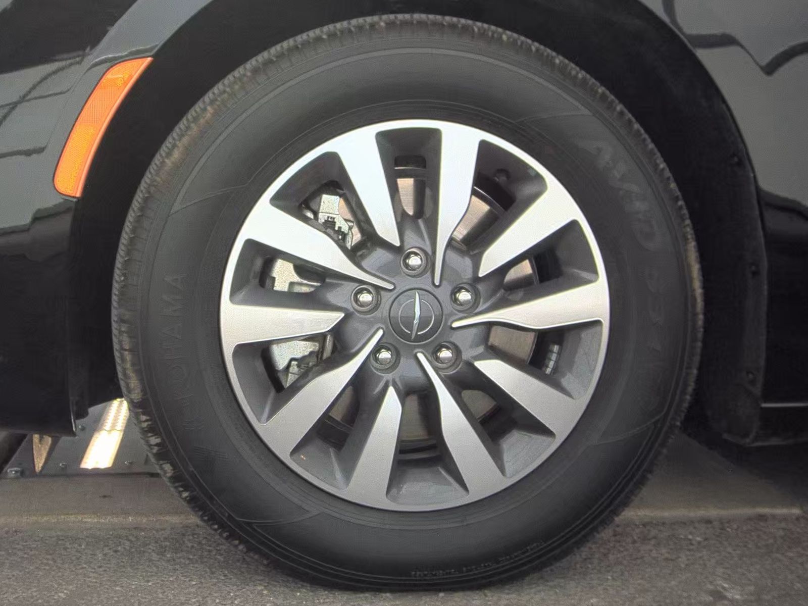 2024 Chrysler Pacifica Hybrid Select FWD