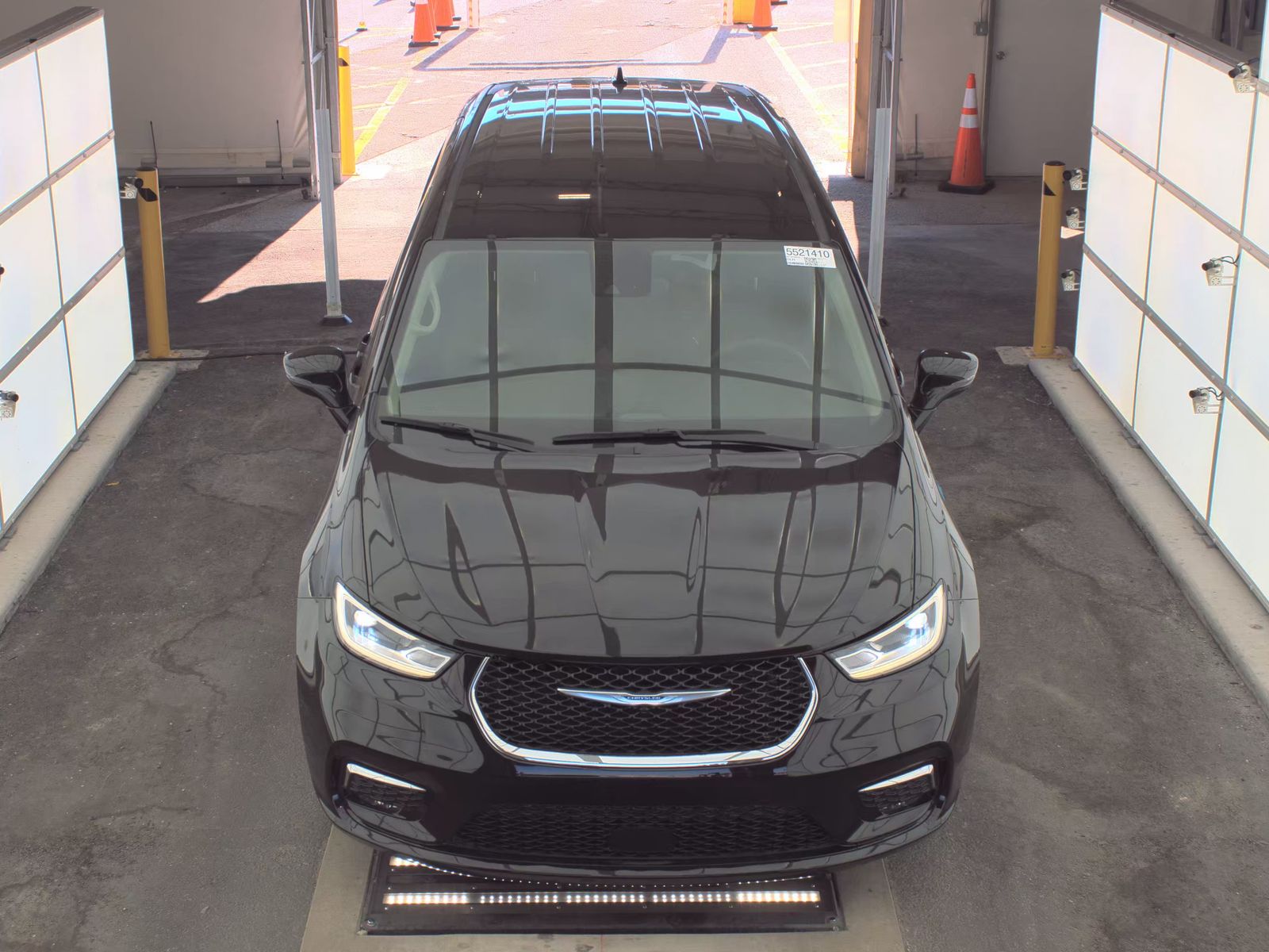 2024 Chrysler Pacifica Hybrid Select FWD