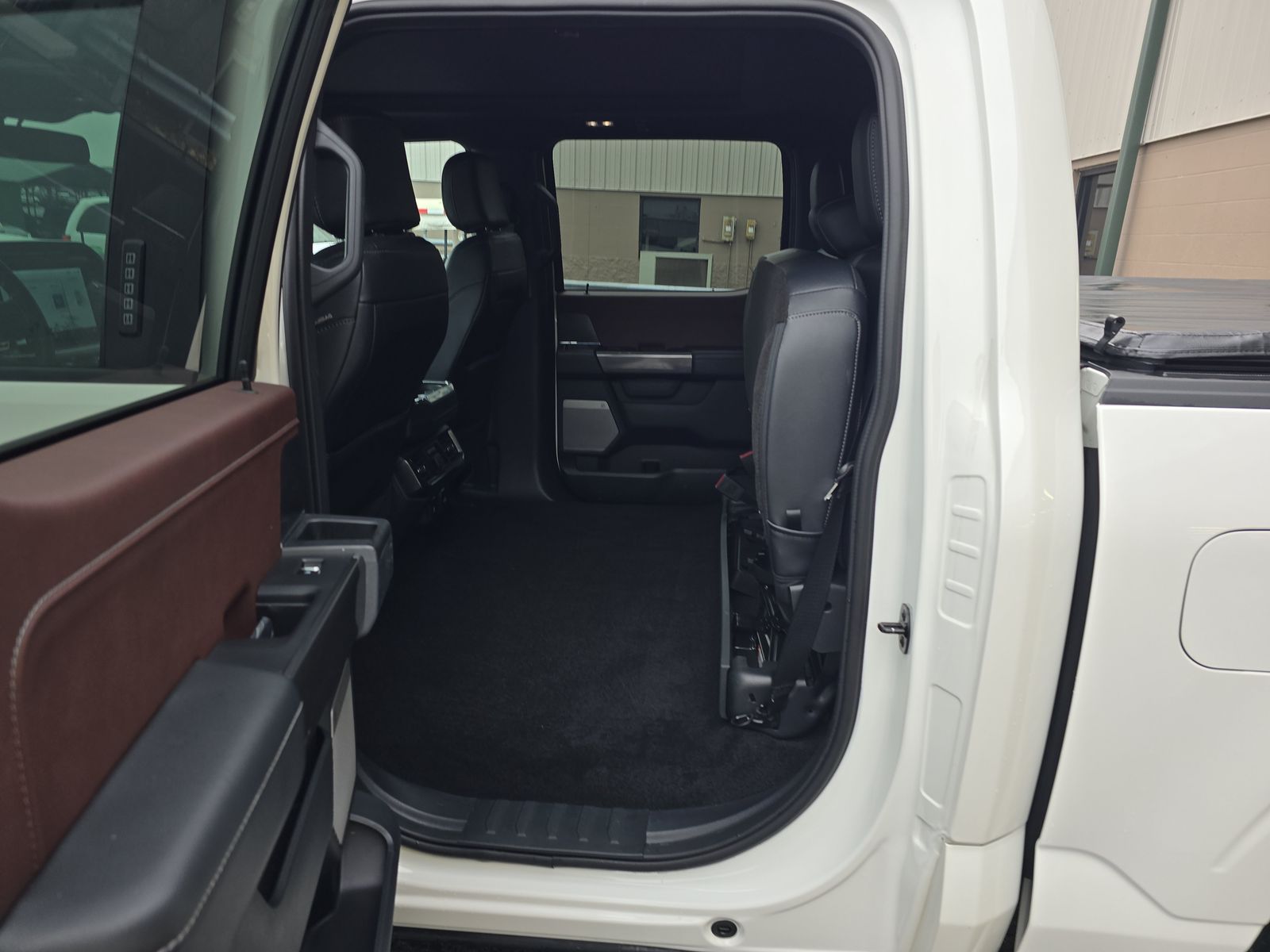 2023 Ford F-150 Lariat AWD