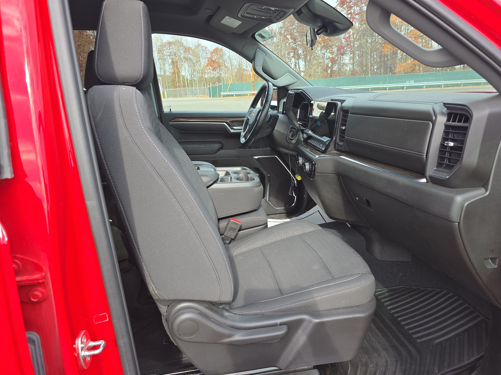 2023 Chevrolet Silverado 1500 LT AWD