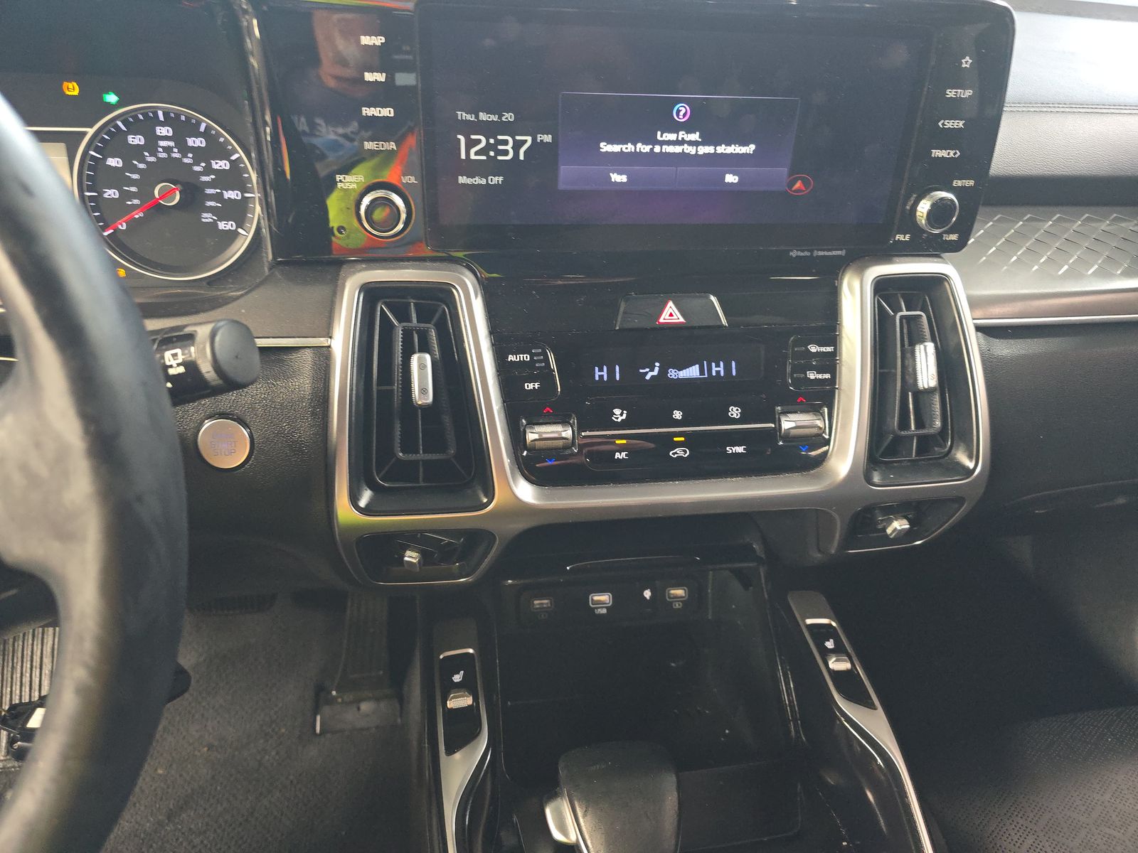 2023 Kia Sorento S FWD