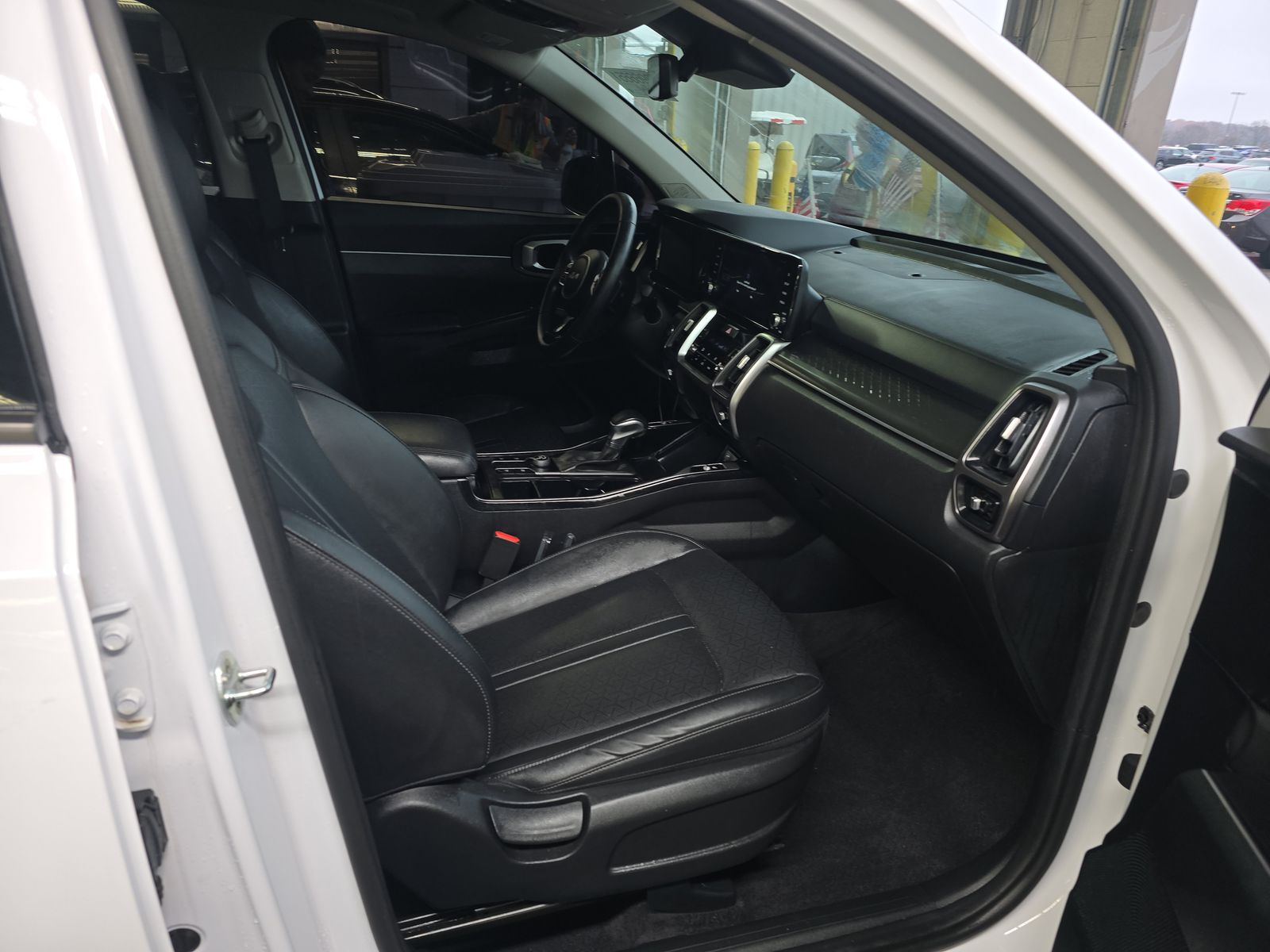 2023 Kia Sorento S FWD