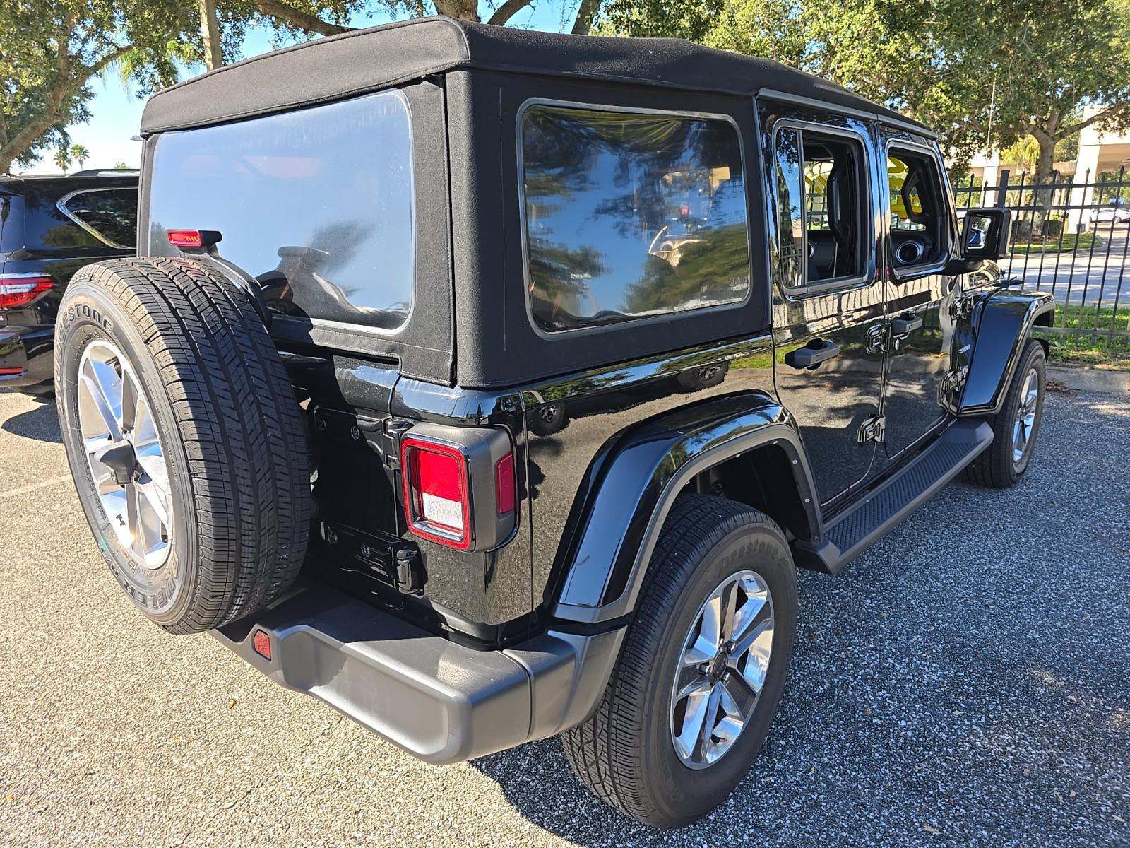 2022 Jeep Wrangler Unlimited Sahara AWD