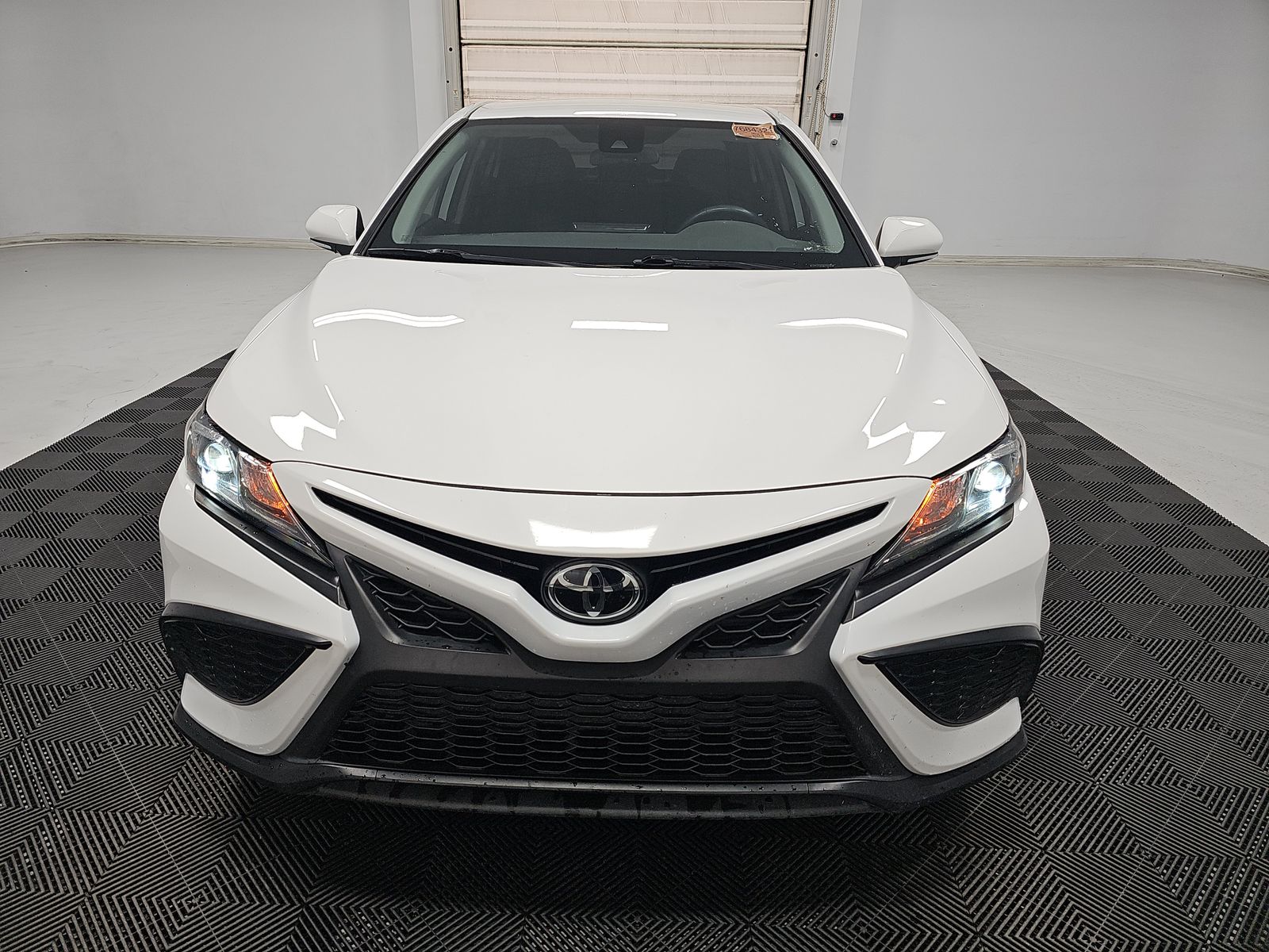 2023 Toyota Camry SE FWD