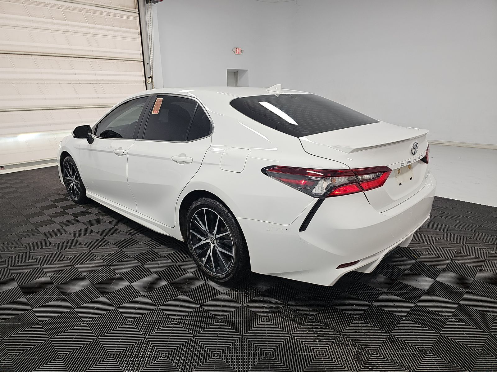 2023 Toyota Camry SE FWD