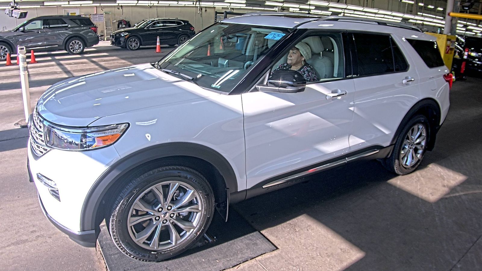 2023 Ford Explorer Limited AWD